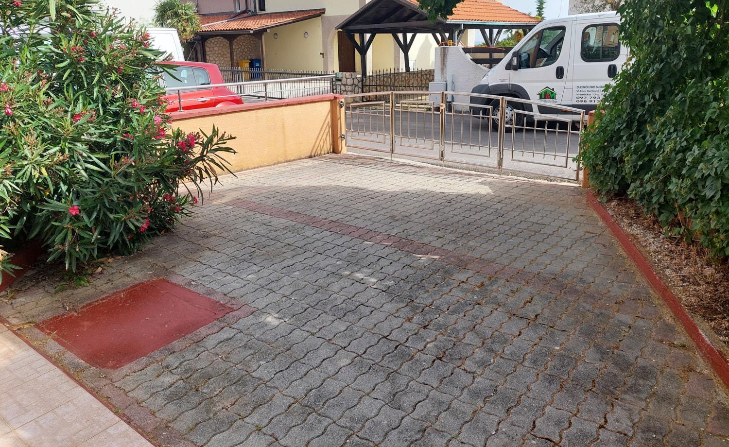Apartman Nelamore - Krk town, 300 meters to the beach view 2