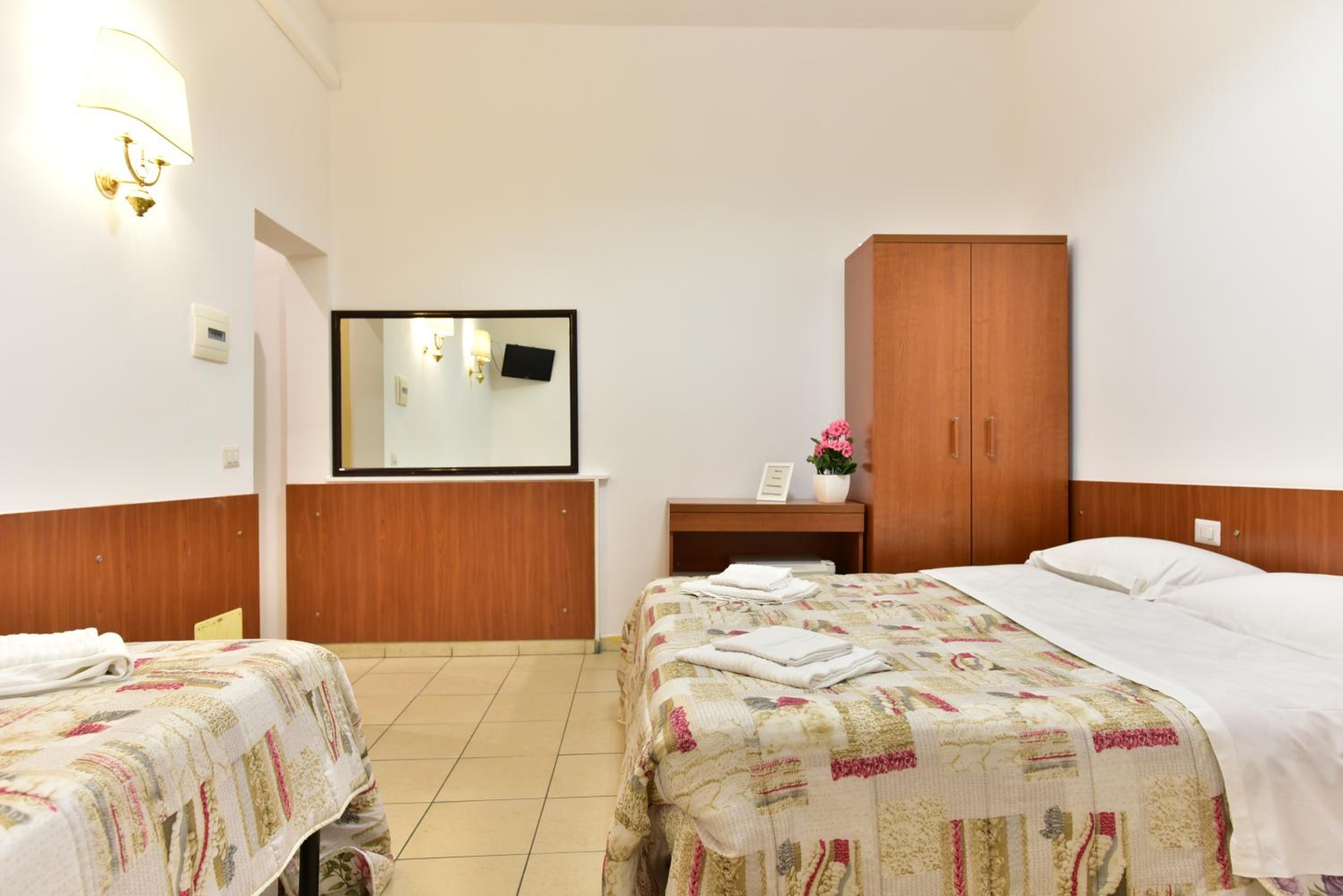 B&B Rome Terminal House
