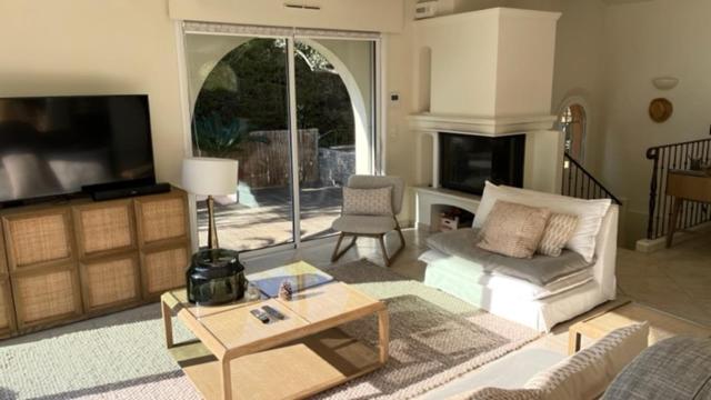 VILLA LES PINS — photo 4