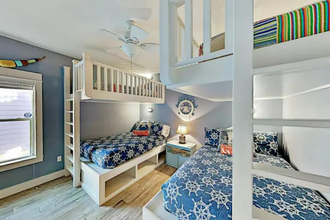 Steps to The Beach! Beautiful 4 BDRM 5 Bath Home W/Pool & Hot Tub view 4