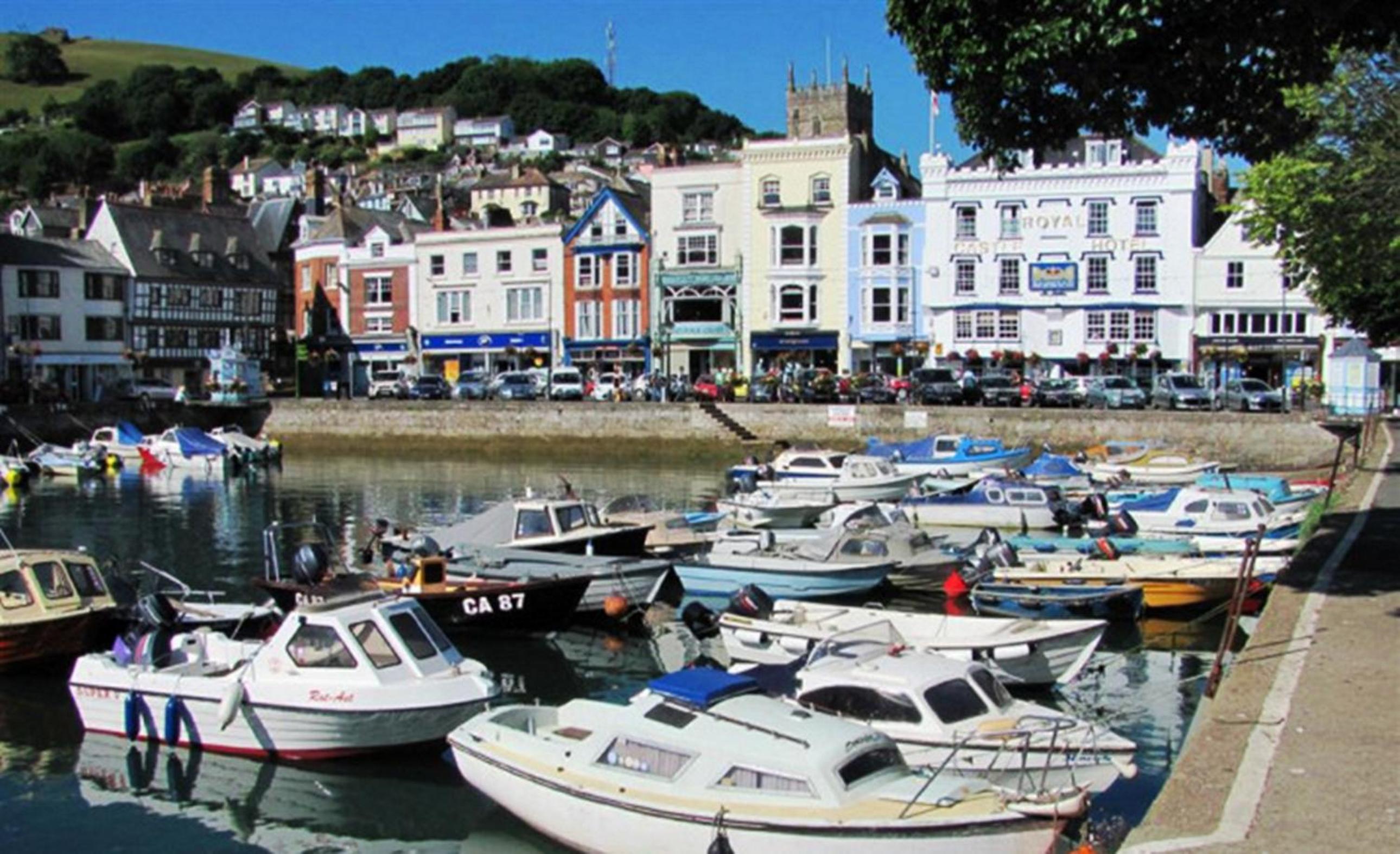 Dartmouth Chalet Holidays