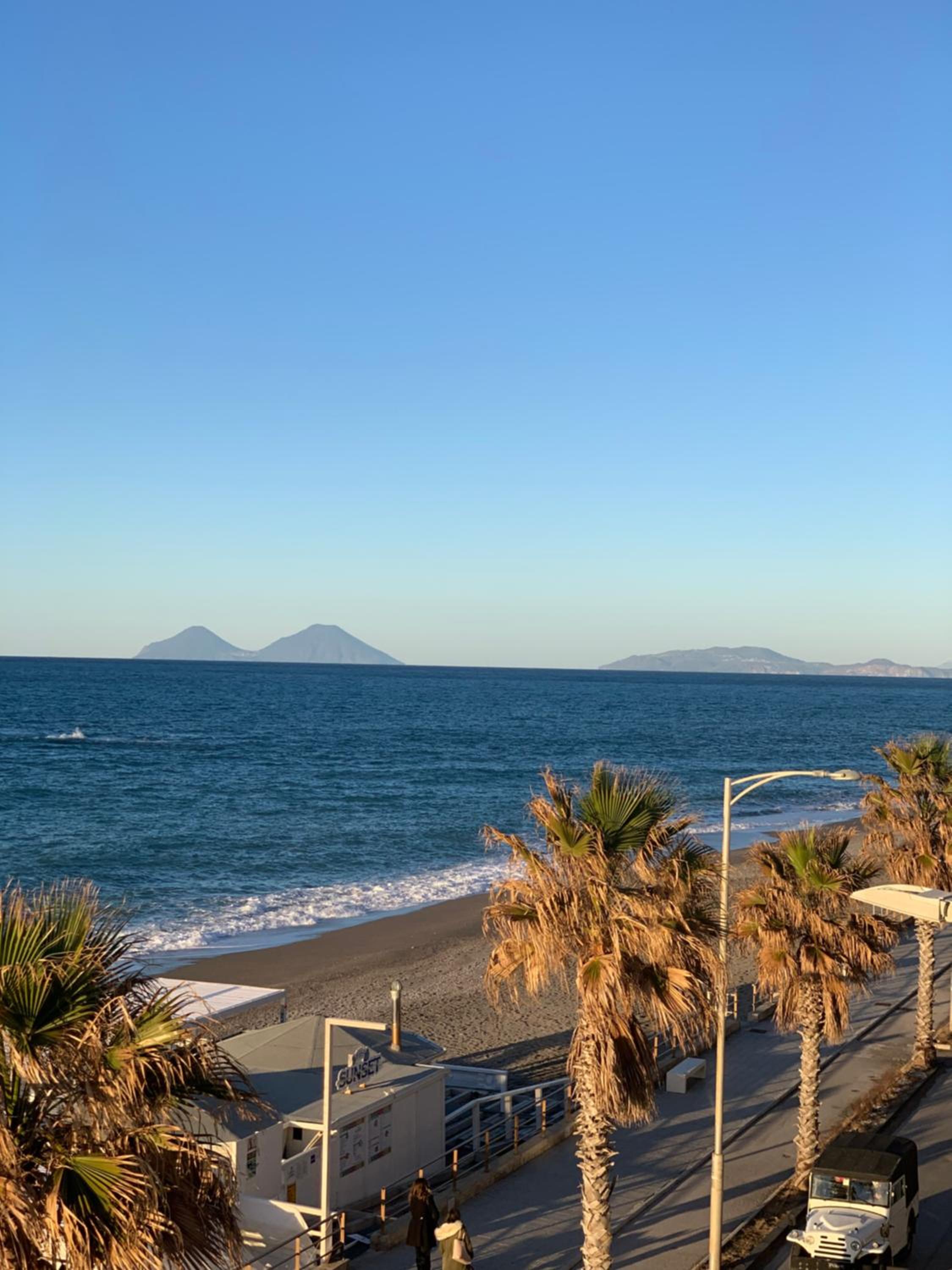 La porta delle Eolie view 3