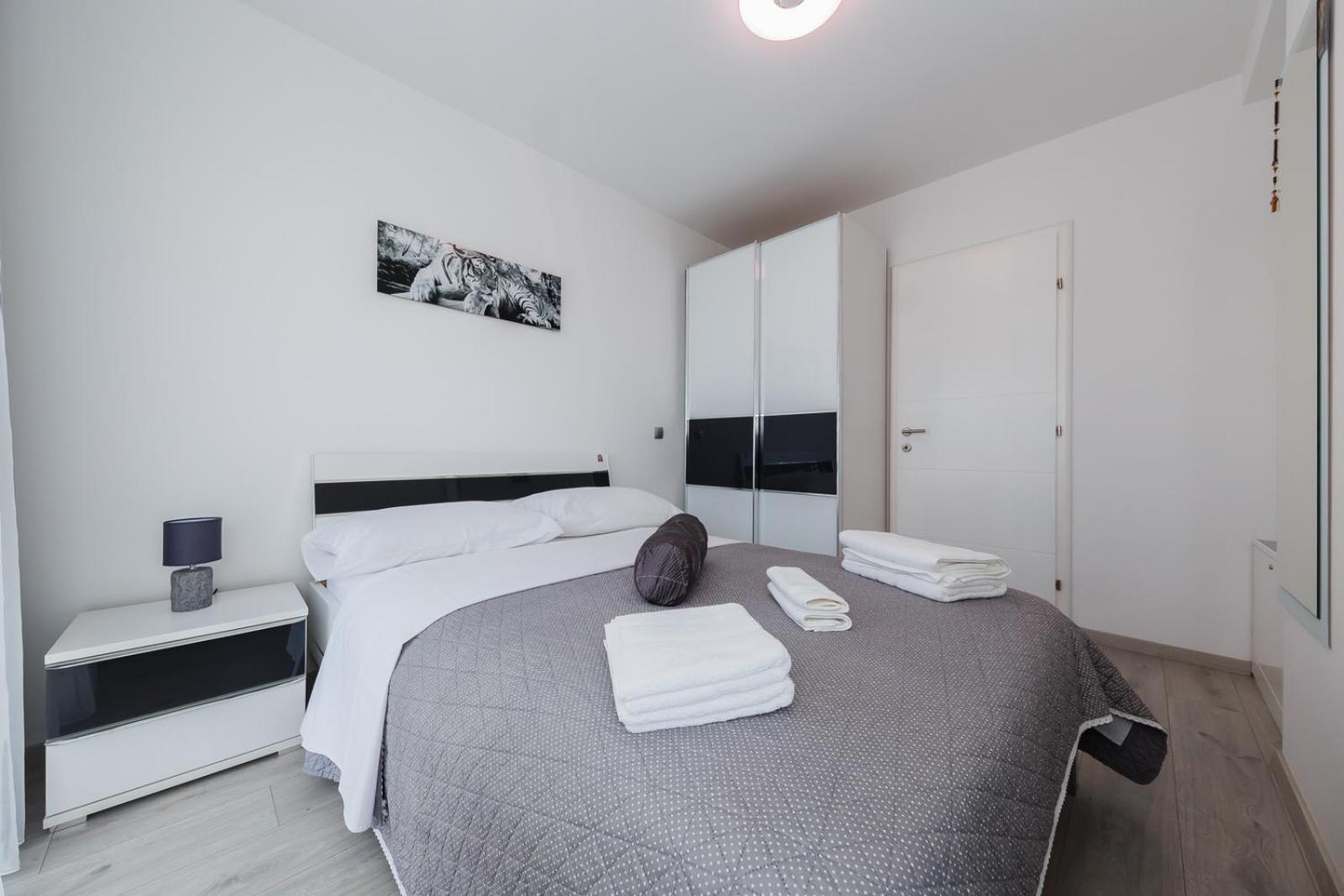 Villa Axioma 4-Star Luxury Villa, 2 apartments, Sea View , close to beach, sea view terrace view 3