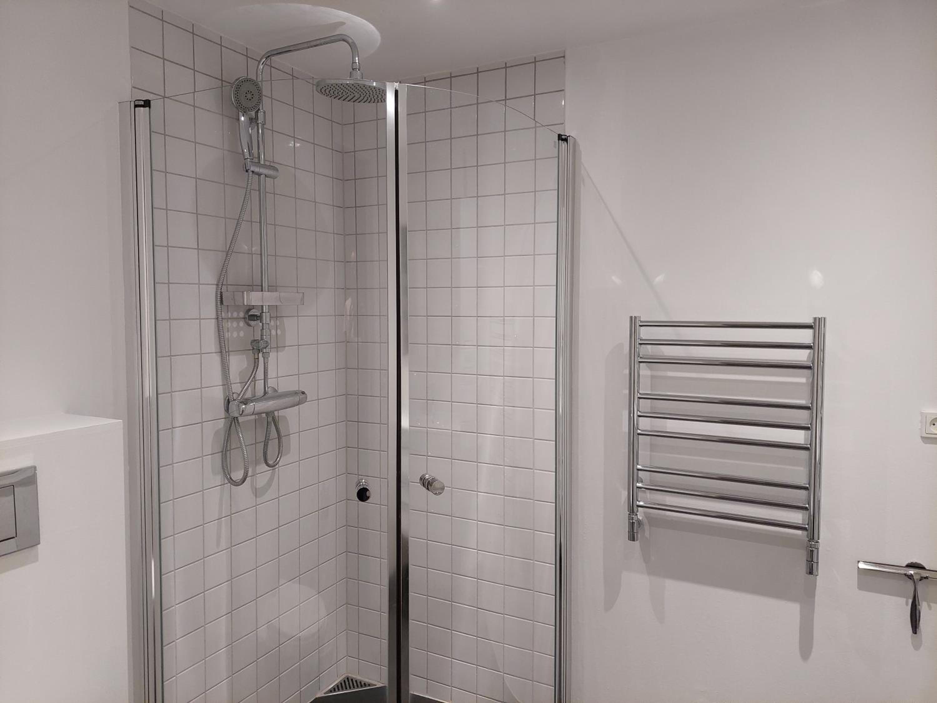 FaroeGuide seaview villa and apartment