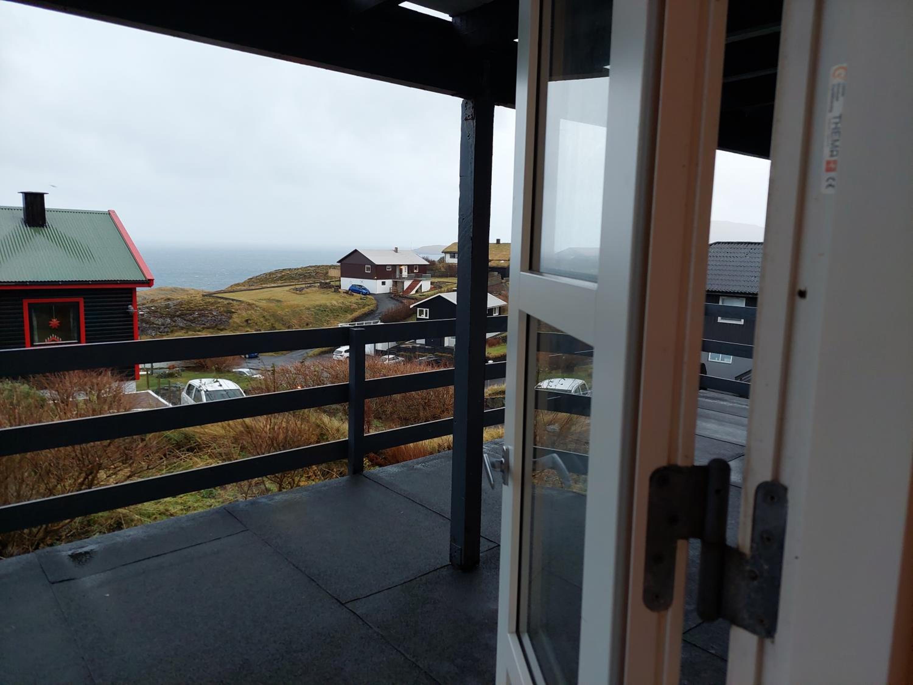 FaroeGuide seaview villa and apartment