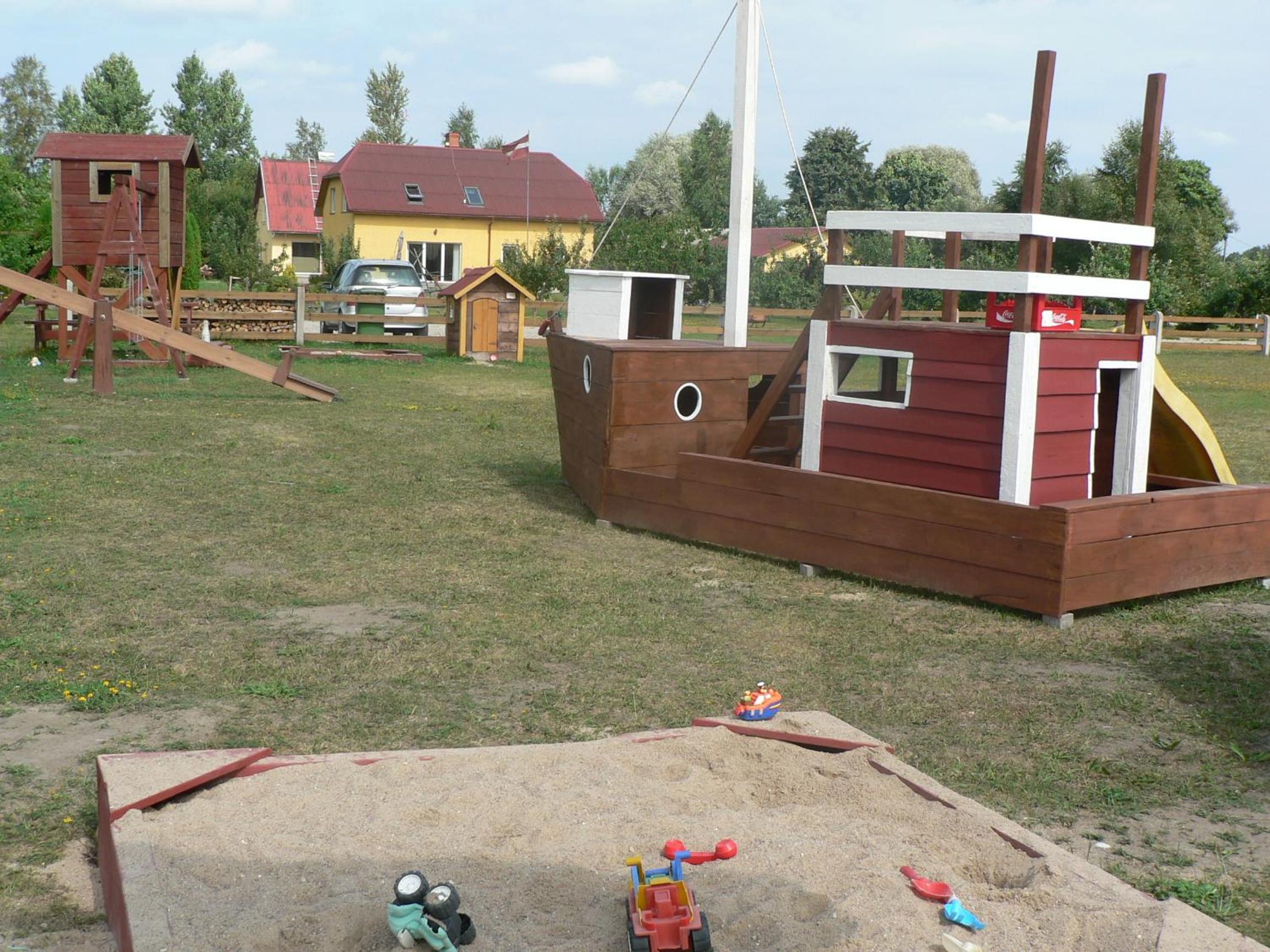 Guest House Podnieki view 4