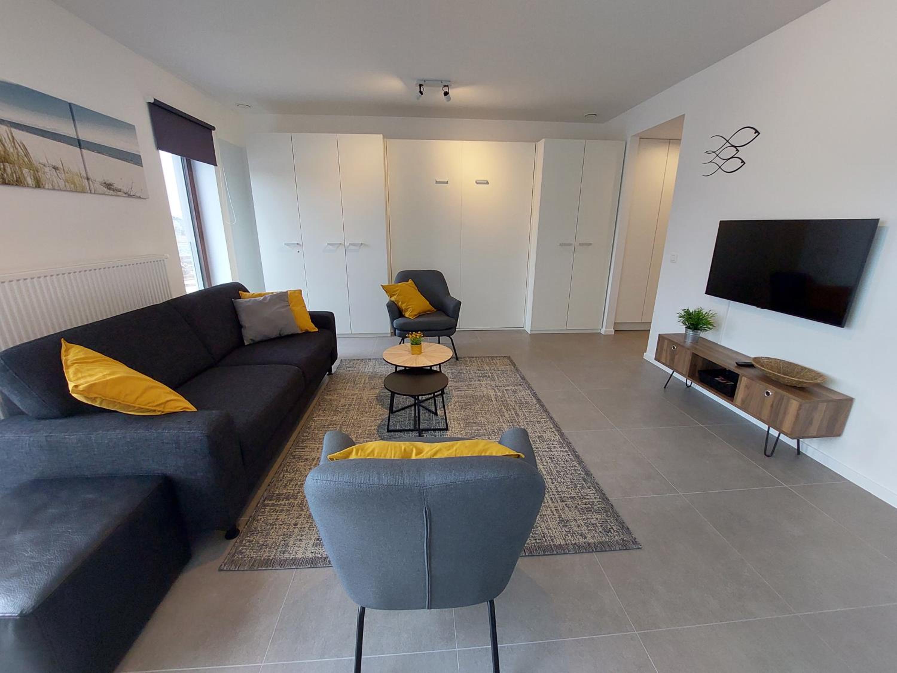 West Bay Apartments