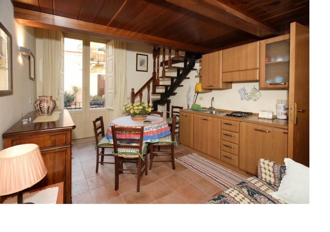 Apartment Central 4 Taormina view 5