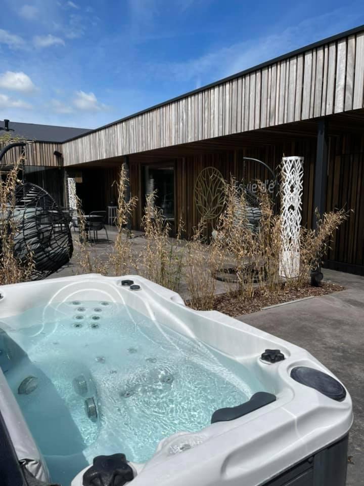 L'Ardenne Autrement Wellness include