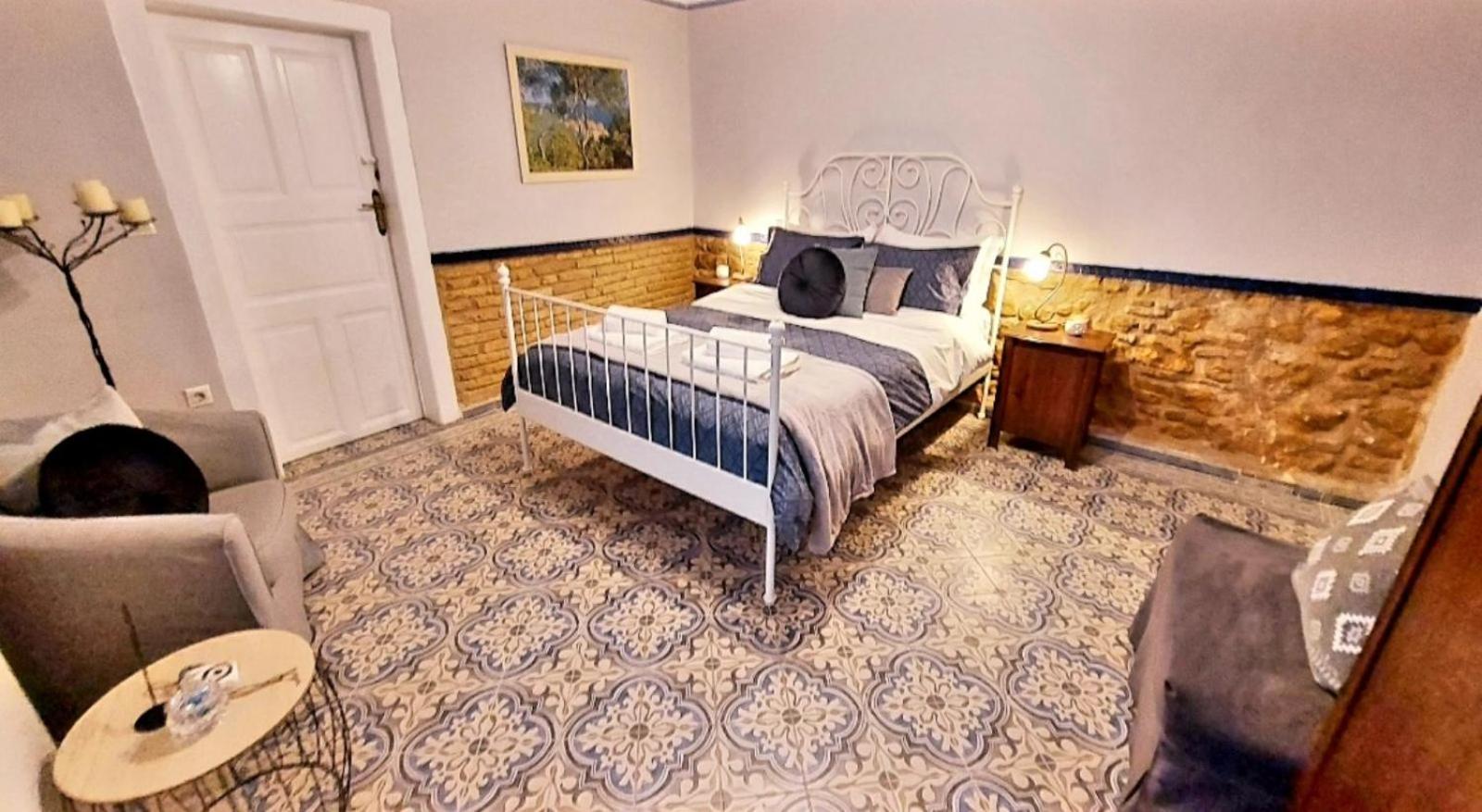 Unique apartment in historic center of Athens