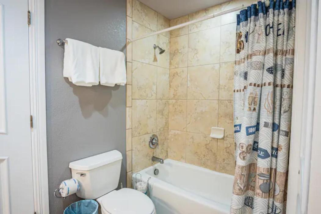 7 Bedroom Home STEPS TO THE BEACH With 4 Patios and Pool! Sleeps 20