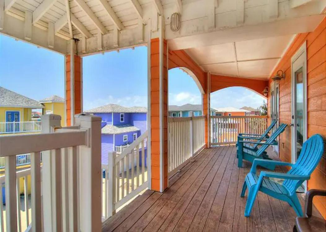 7 Bedroom Home STEPS TO THE BEACH With 4 Patios and Pool! Sleeps 20