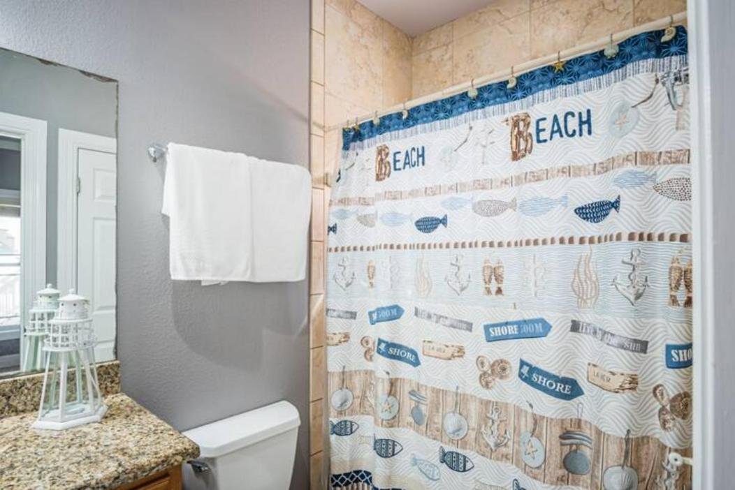 7 Bedroom Home STEPS TO THE BEACH With 4 Patios and Pool! Sleeps 20