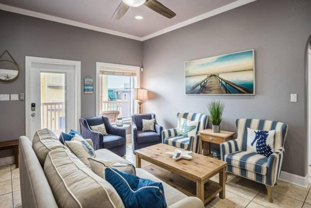 7 Bedroom Home STEPS TO THE BEACH With 4 Patios and Pool! Sleeps 20