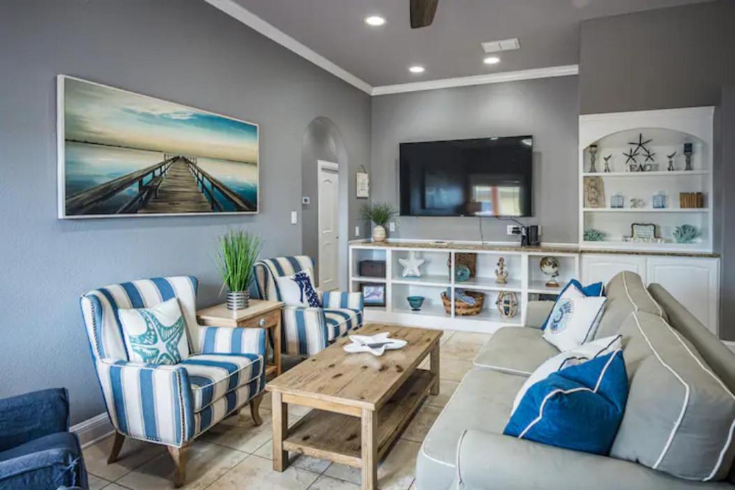 7 Bedroom Home STEPS TO THE BEACH With 4 Patios and Pool! Sleeps 20