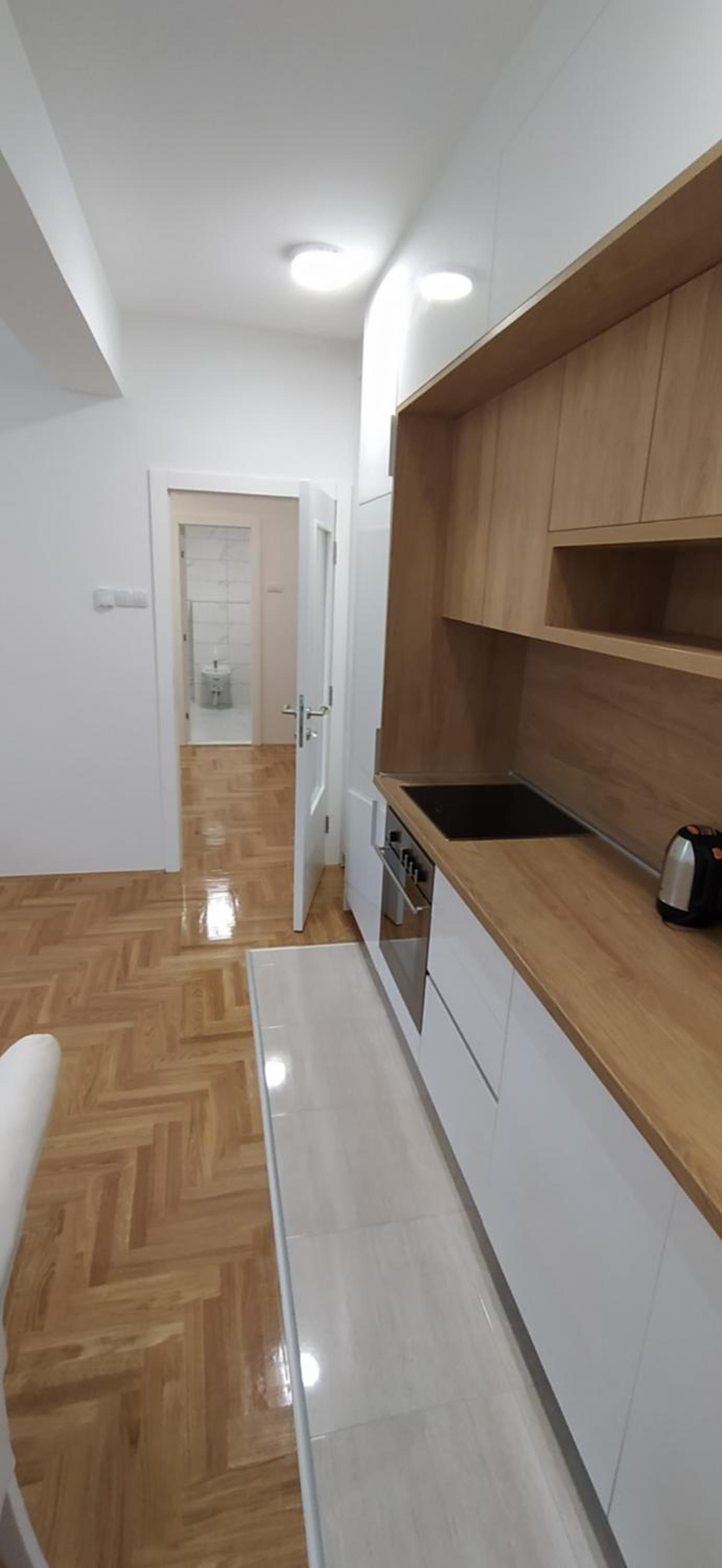 Leo Apartment view 3