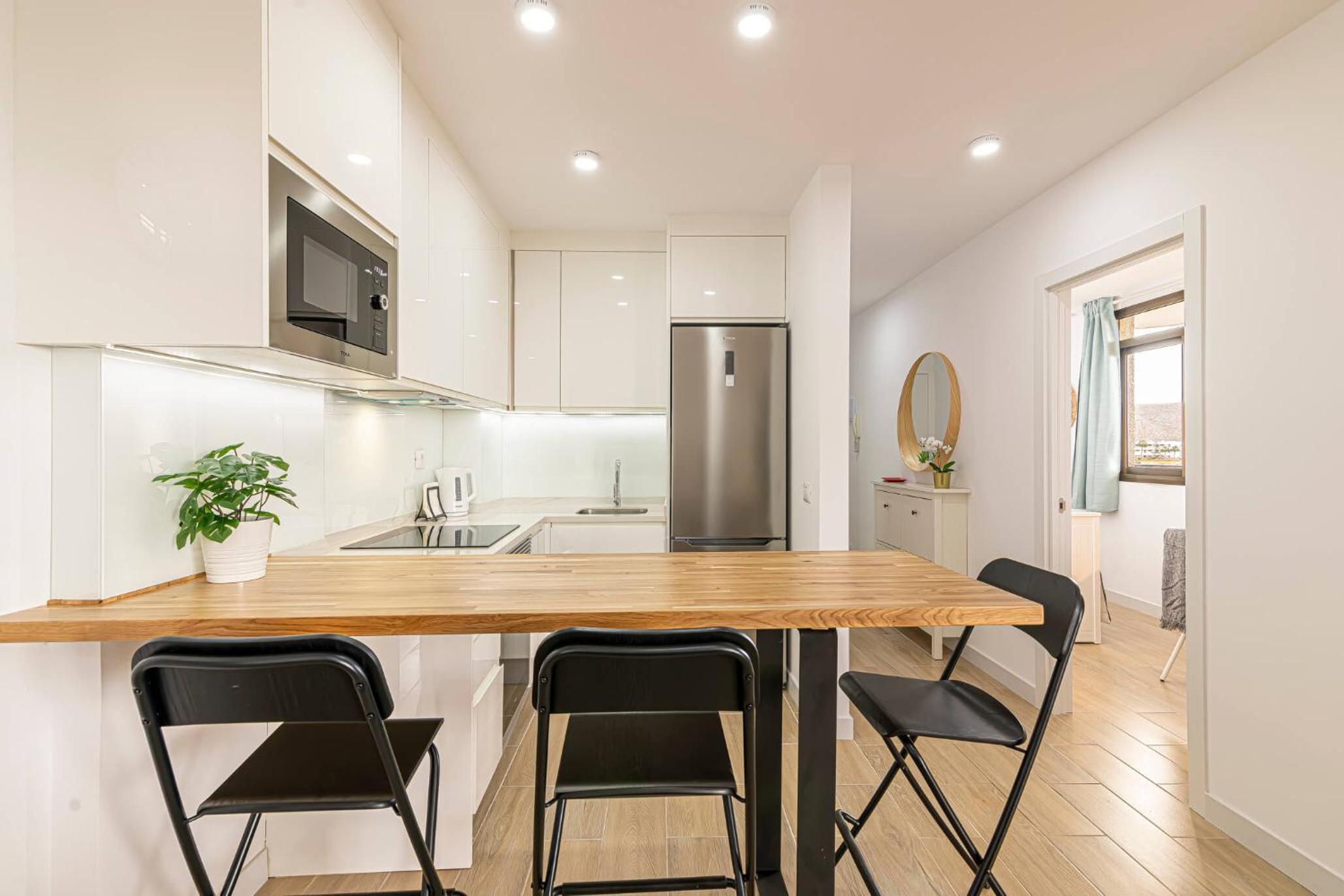 As de Casas - Valdes Center 1 - Los Cristianos