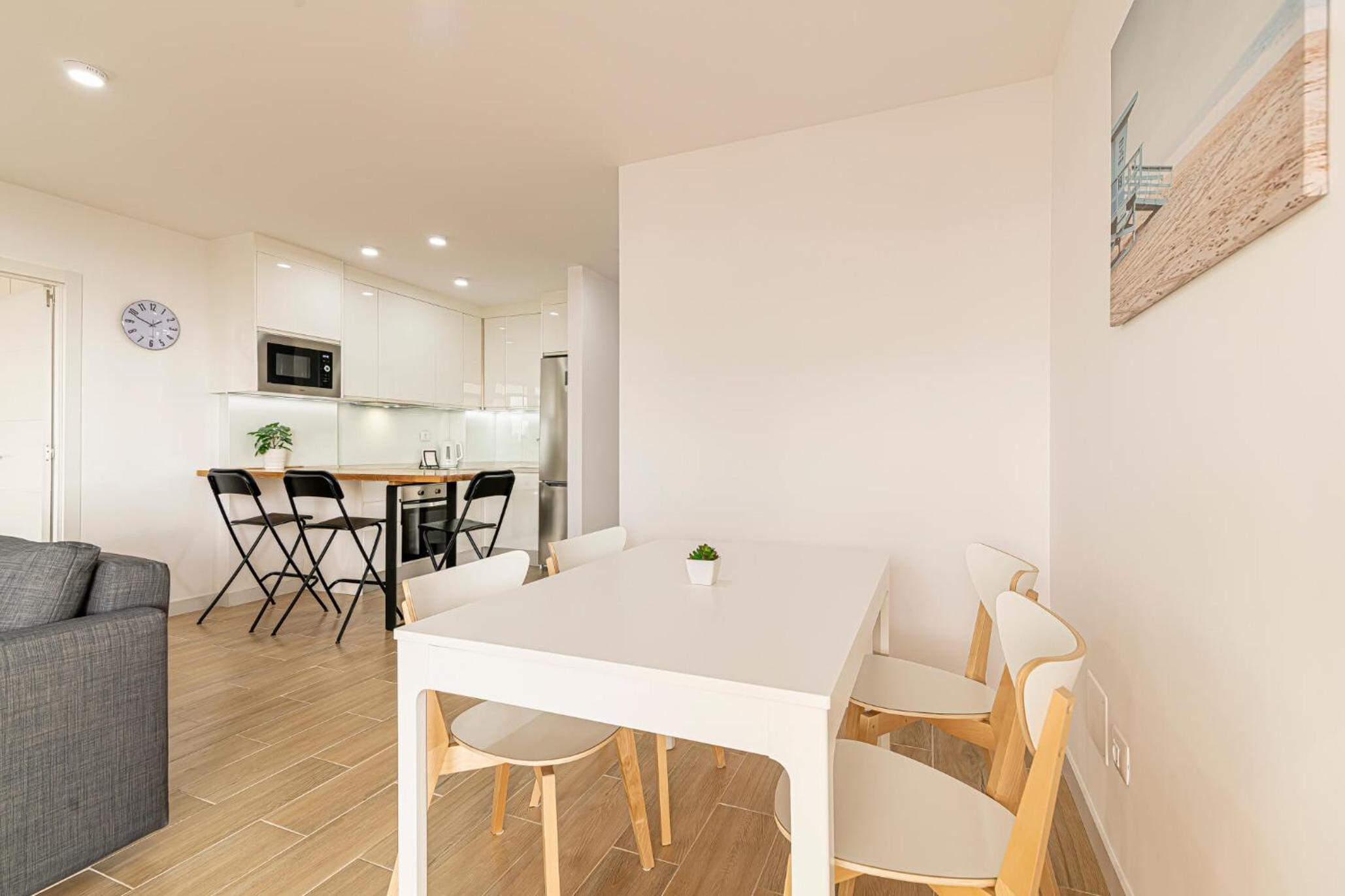 As de Casas - Valdes Center 1 - Los Cristianos