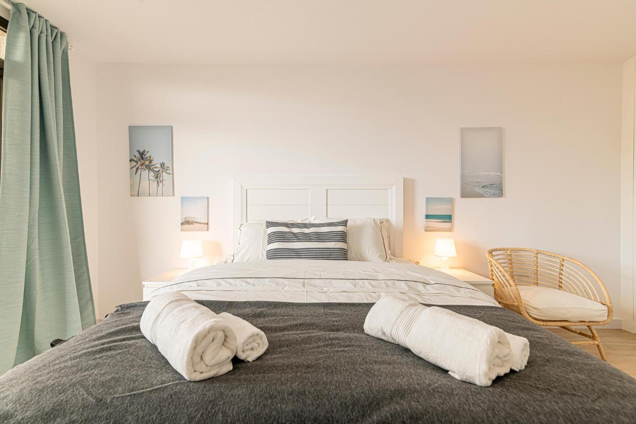 As de Casas - Valdes Center 1 - Los Cristianos