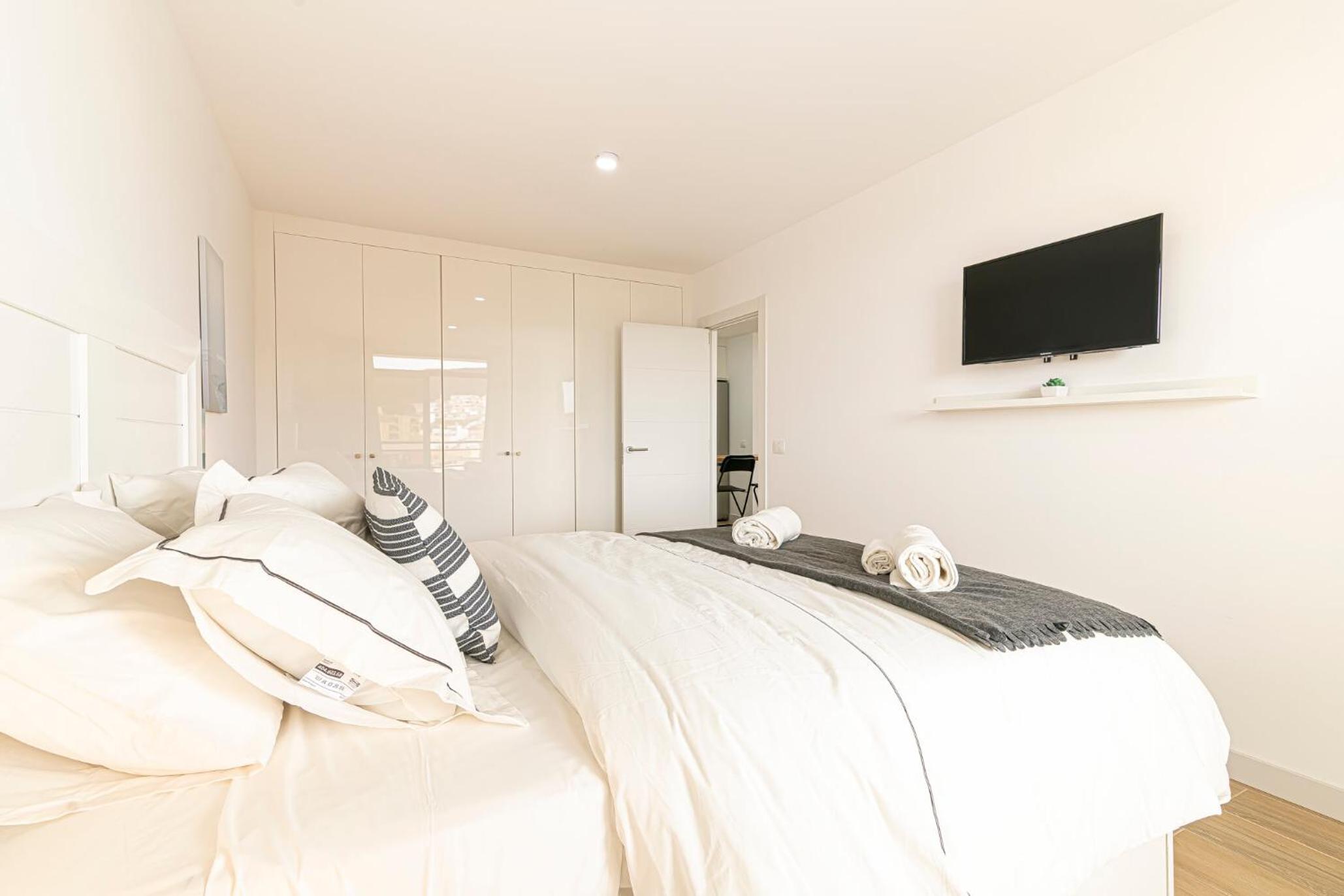 As de Casas - Valdes Center 1 - Los Cristianos