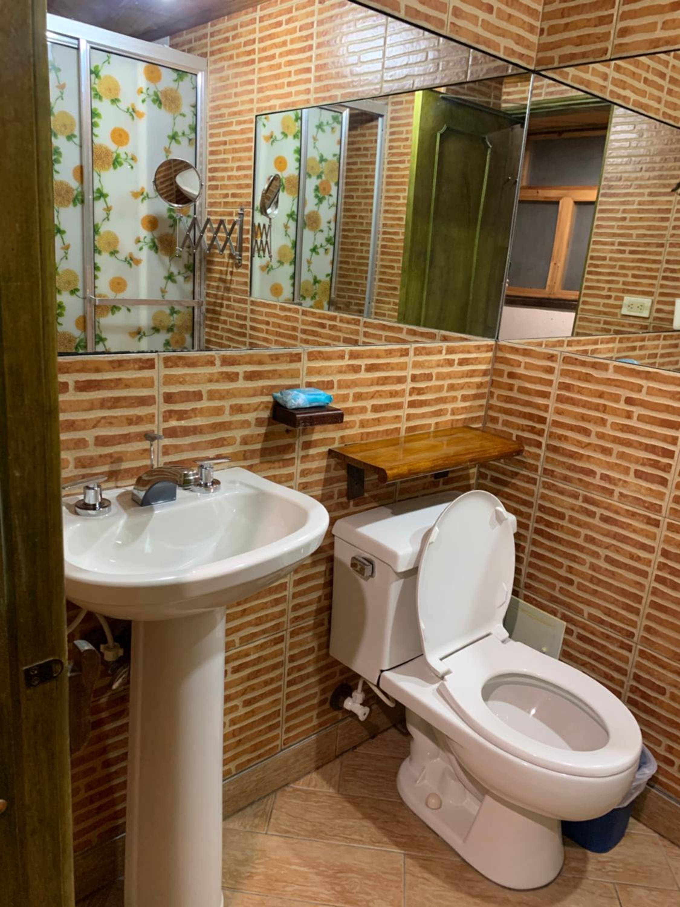 Bellísimo apartamento cerca del C.C Titán Plaza view 2