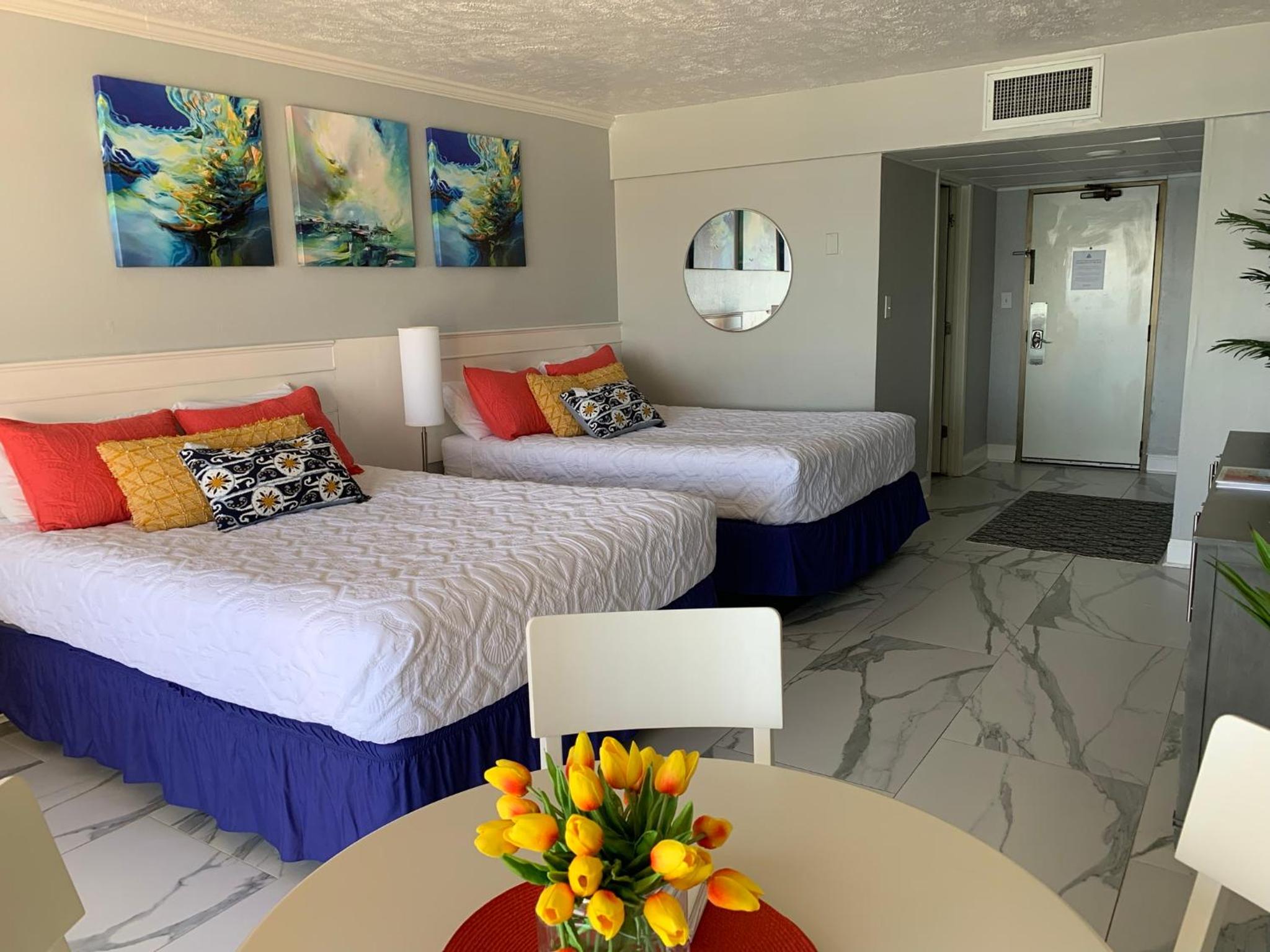 Hotel 505 Serenity by the Sea Oceanfront Studio - Image 1