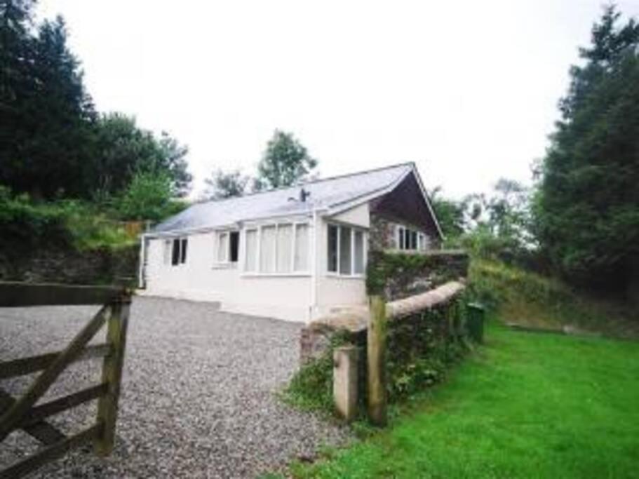 Priory Cottage, North Devon view 3