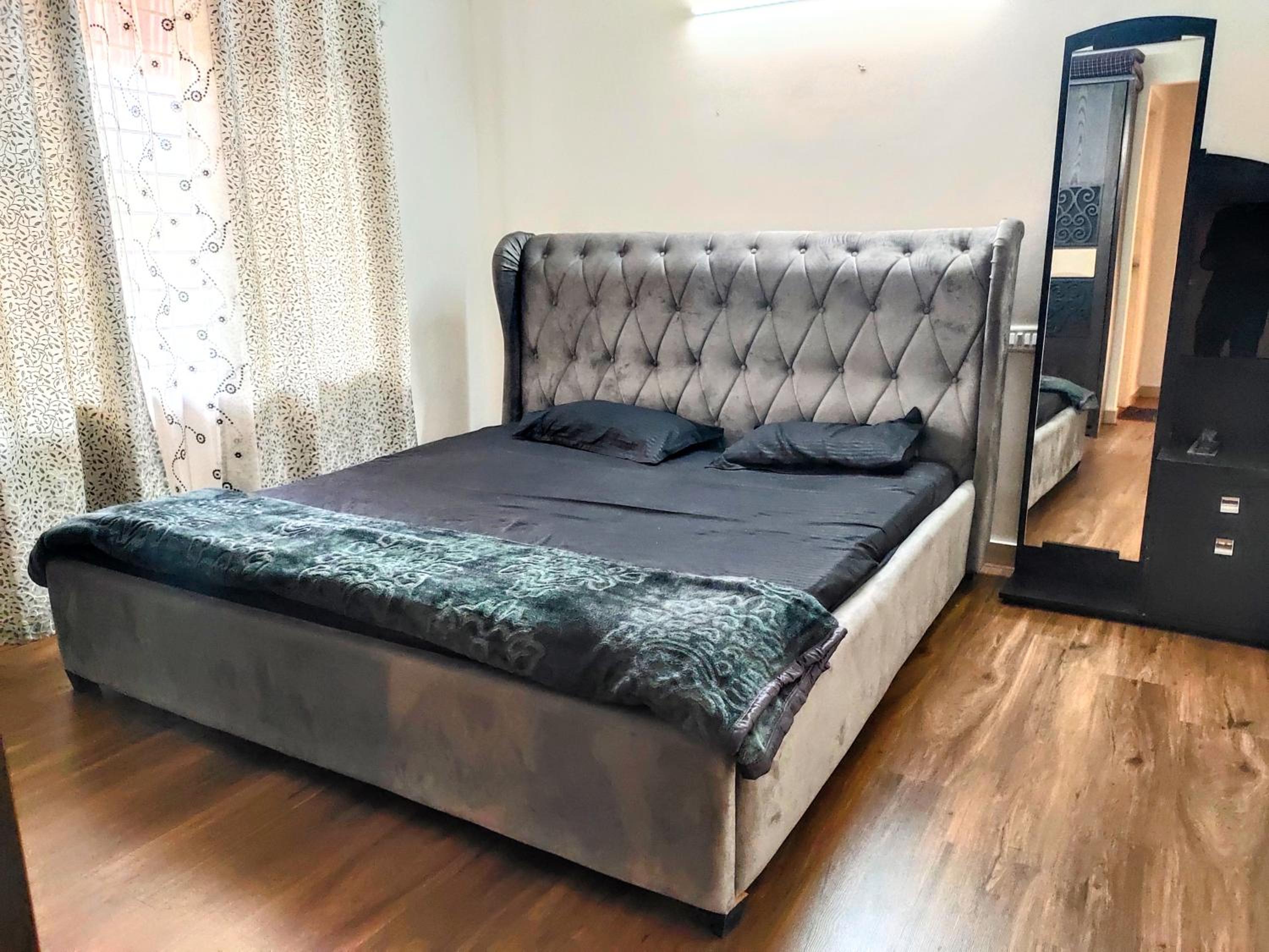 305 Home Stay, photo 26
