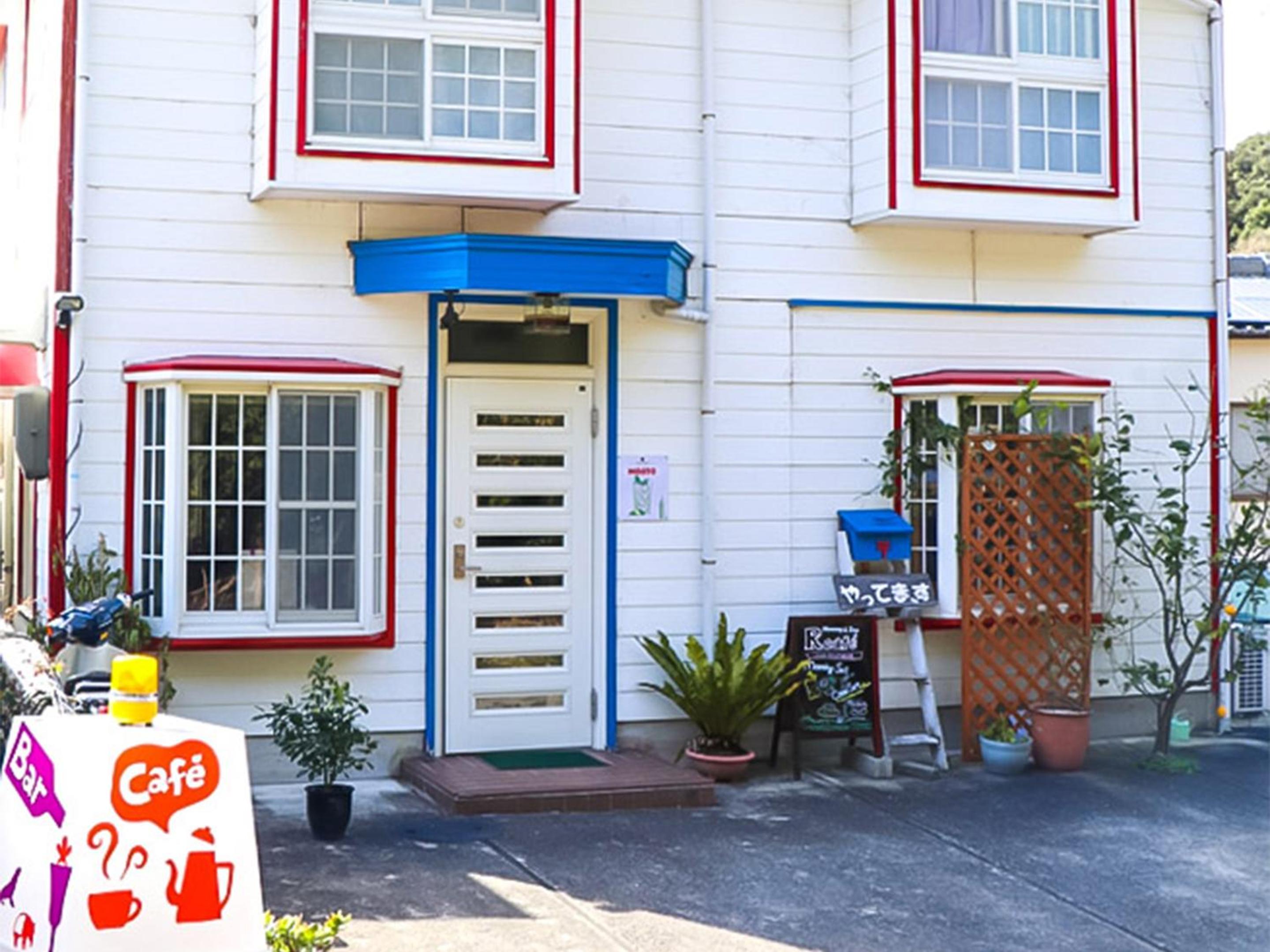 Guest House Shirahama R-cafe - Female Only
