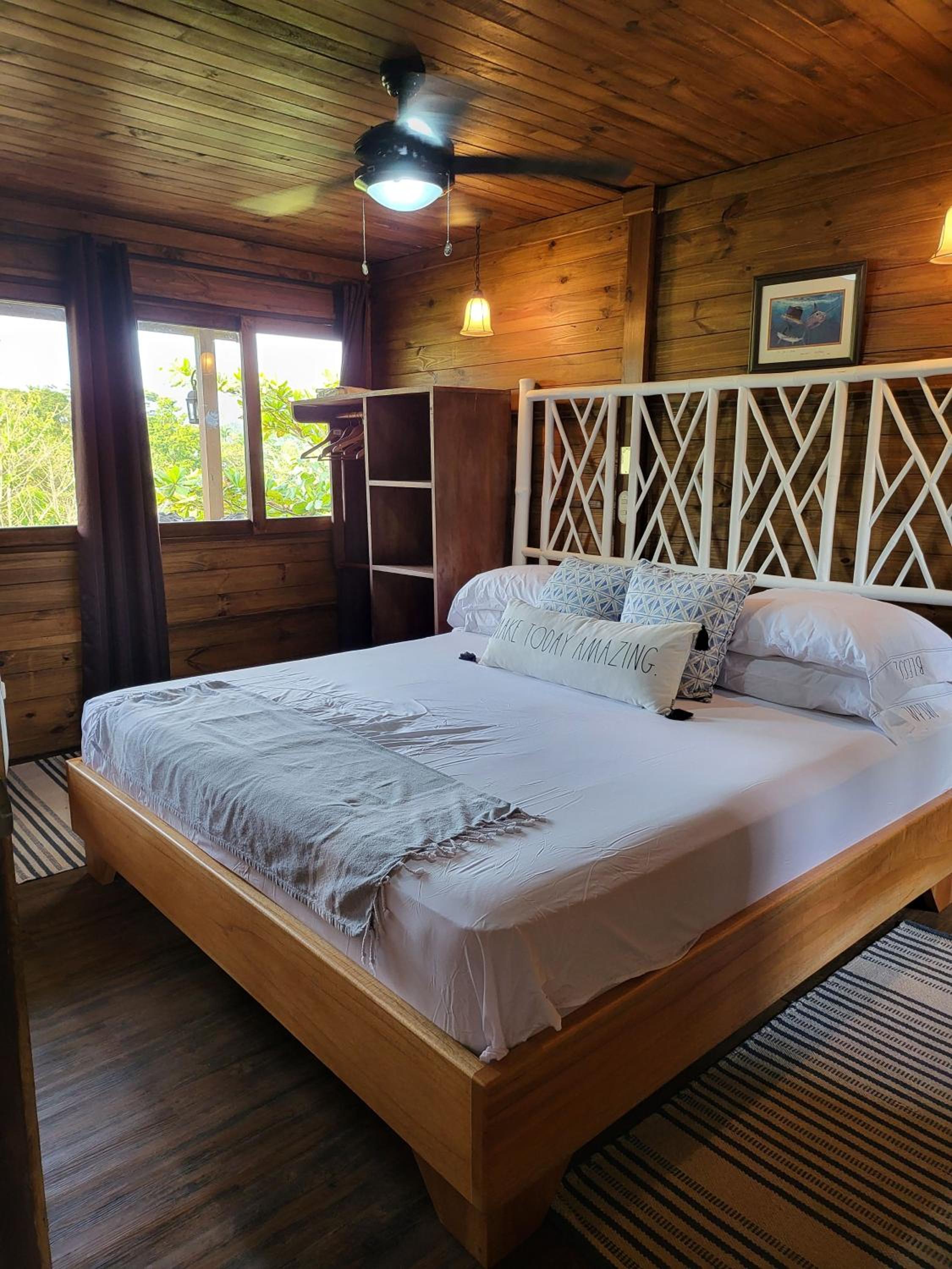Jaco-Carara 3 bdrm surrounded by rainforest with private pool
