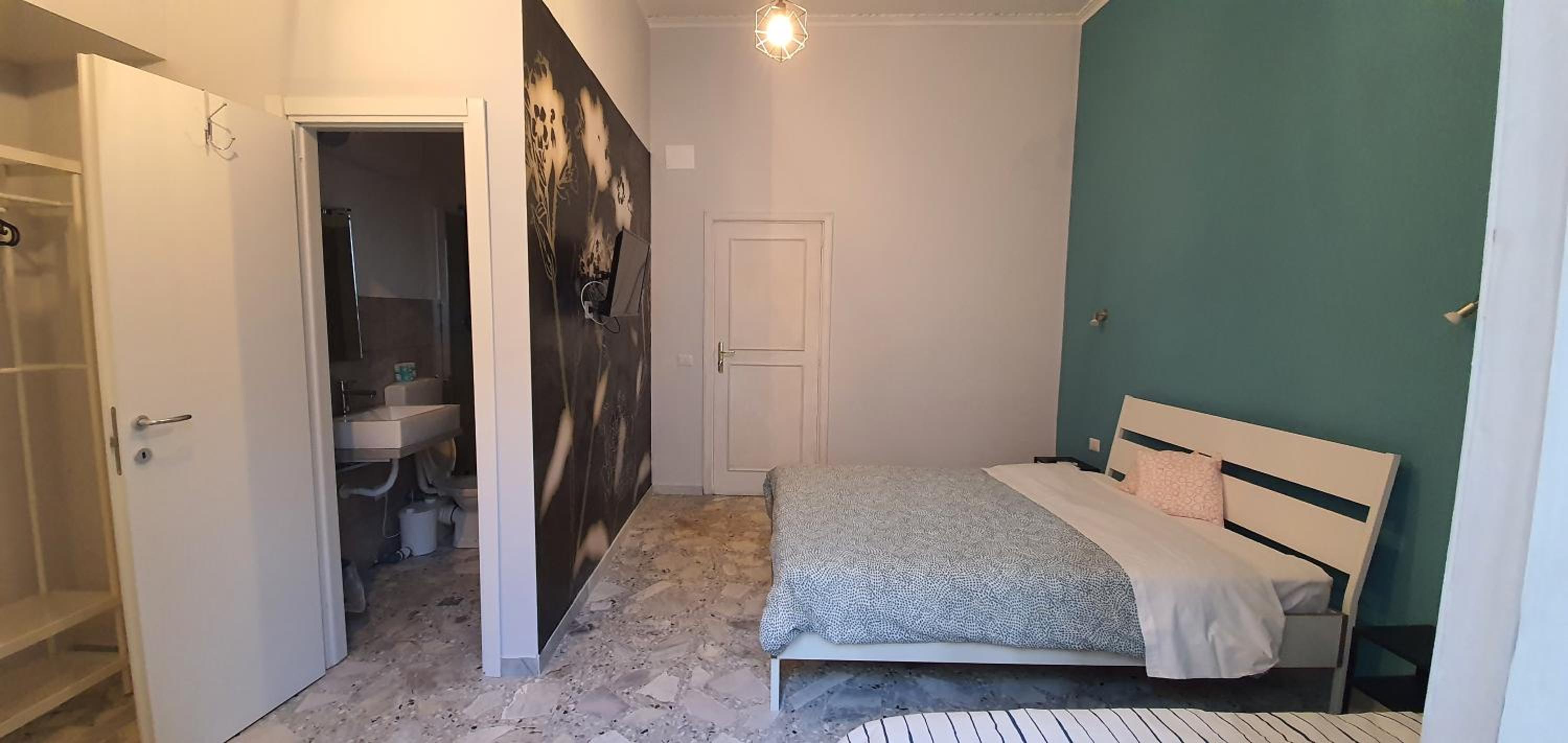 Sofia Rooms