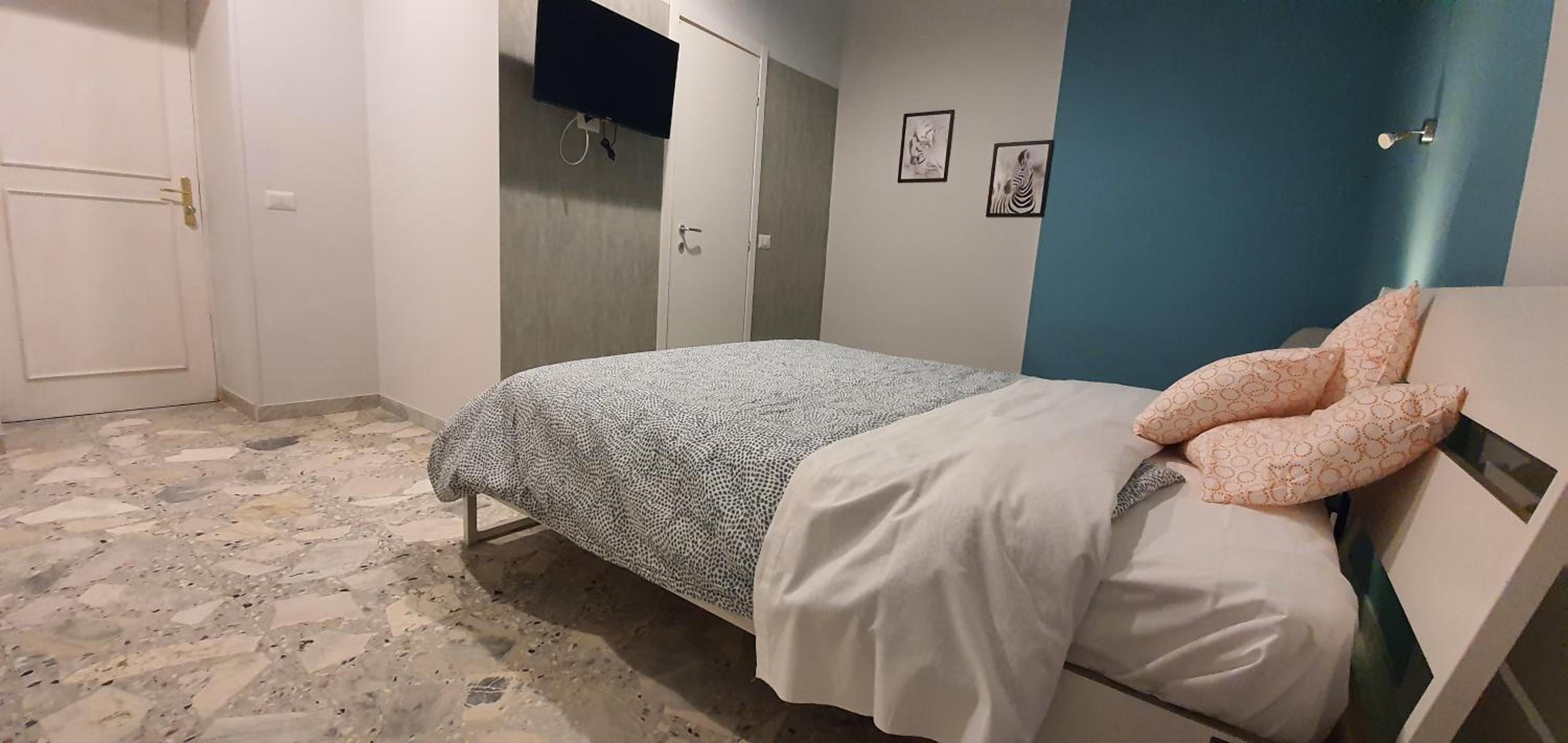 Sofia Rooms