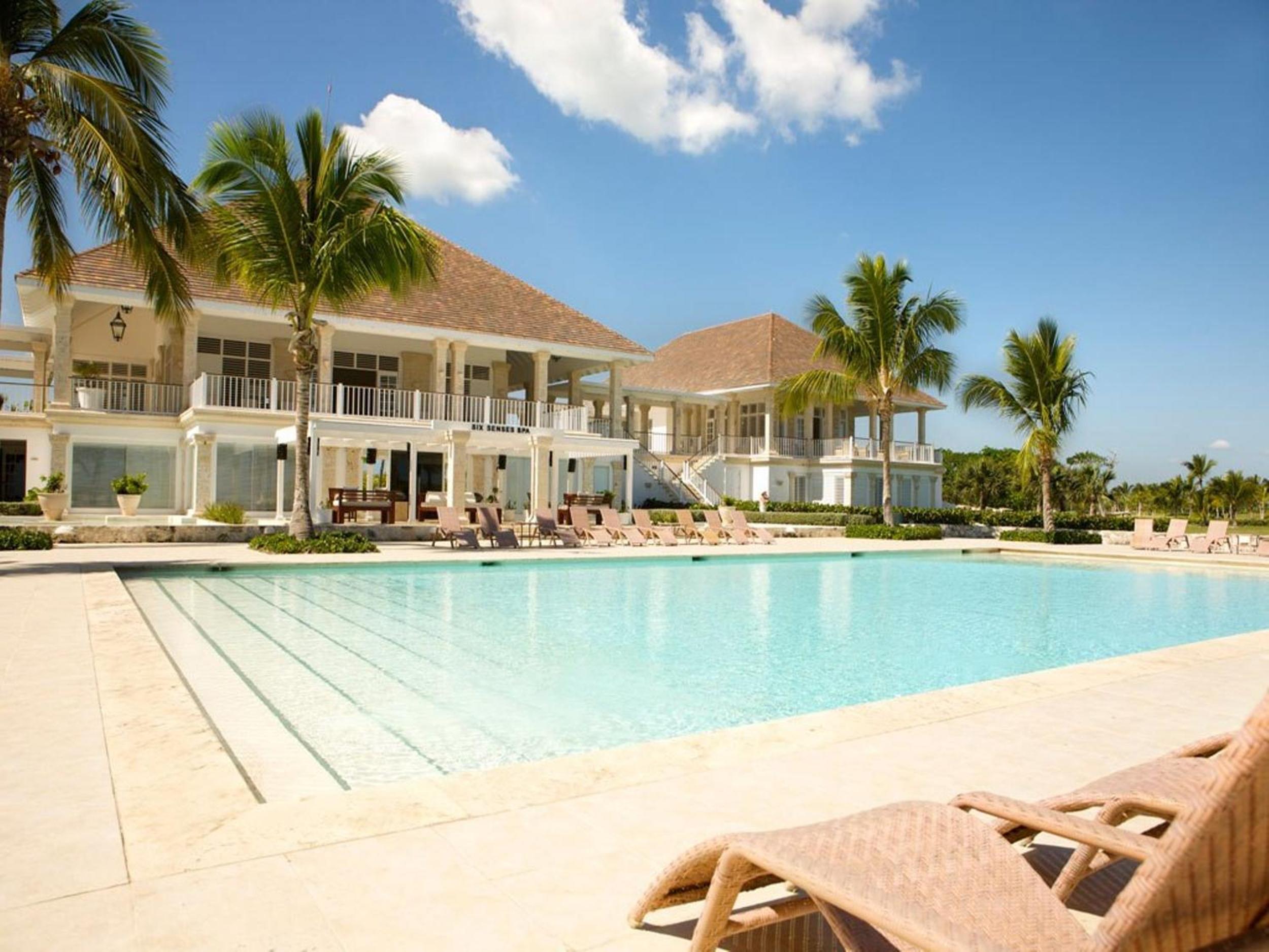 Tortuga Bay