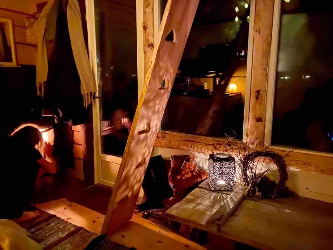 Romantic Cabin right on the lake with fire place view 4