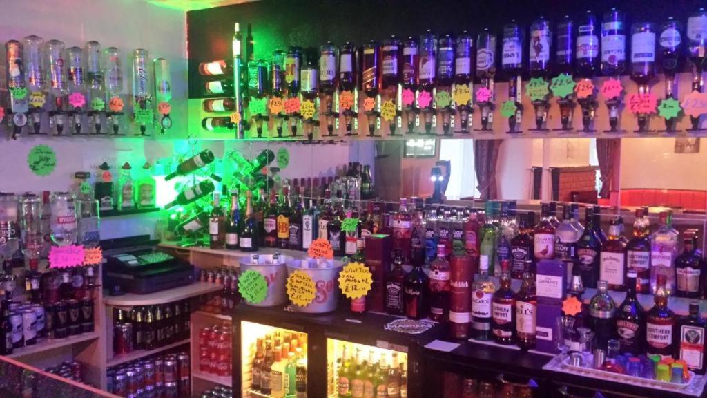 bar