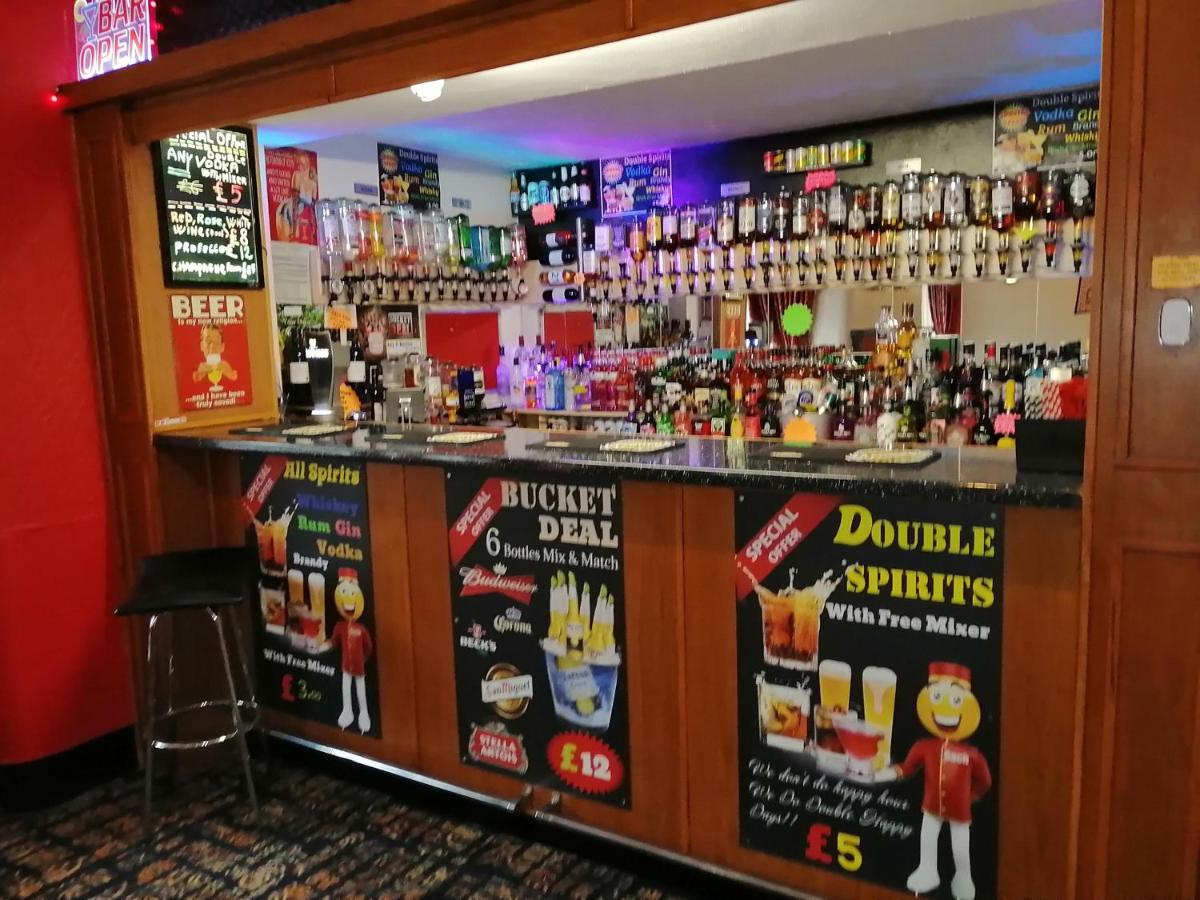 bar