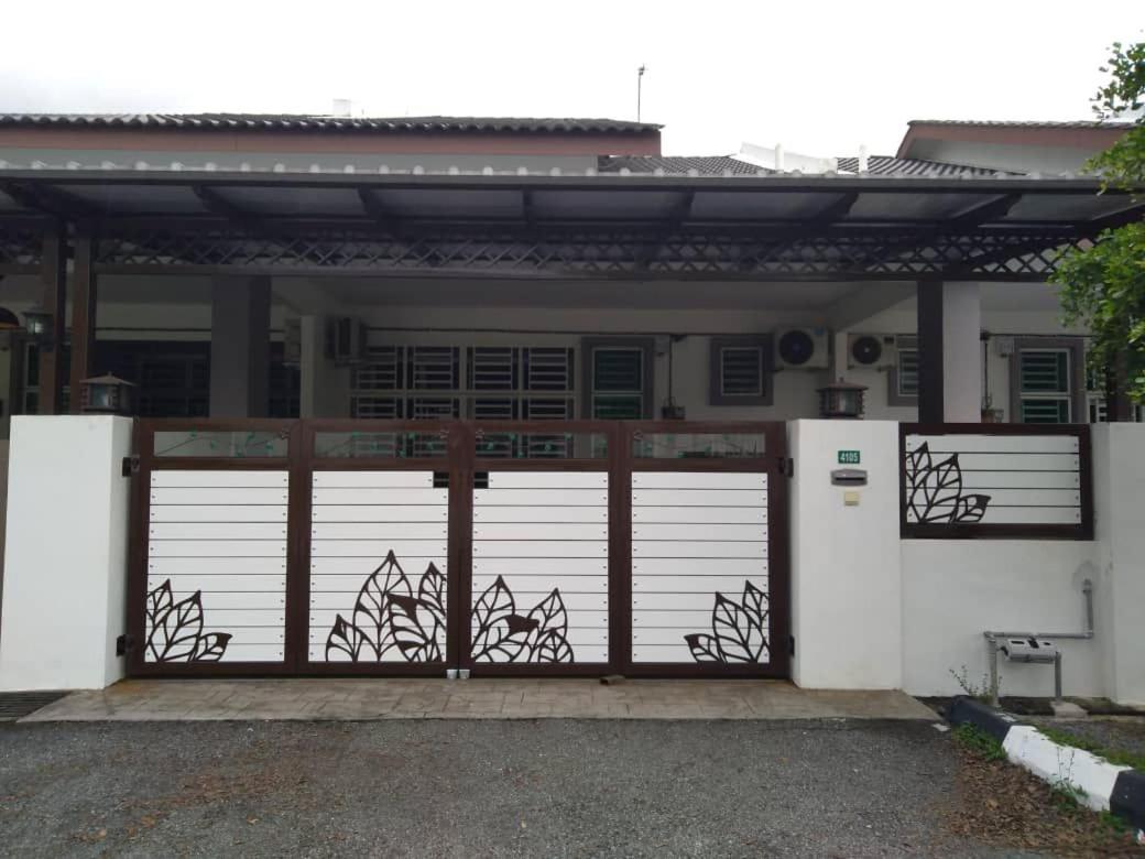 Embon Homestay photo 4