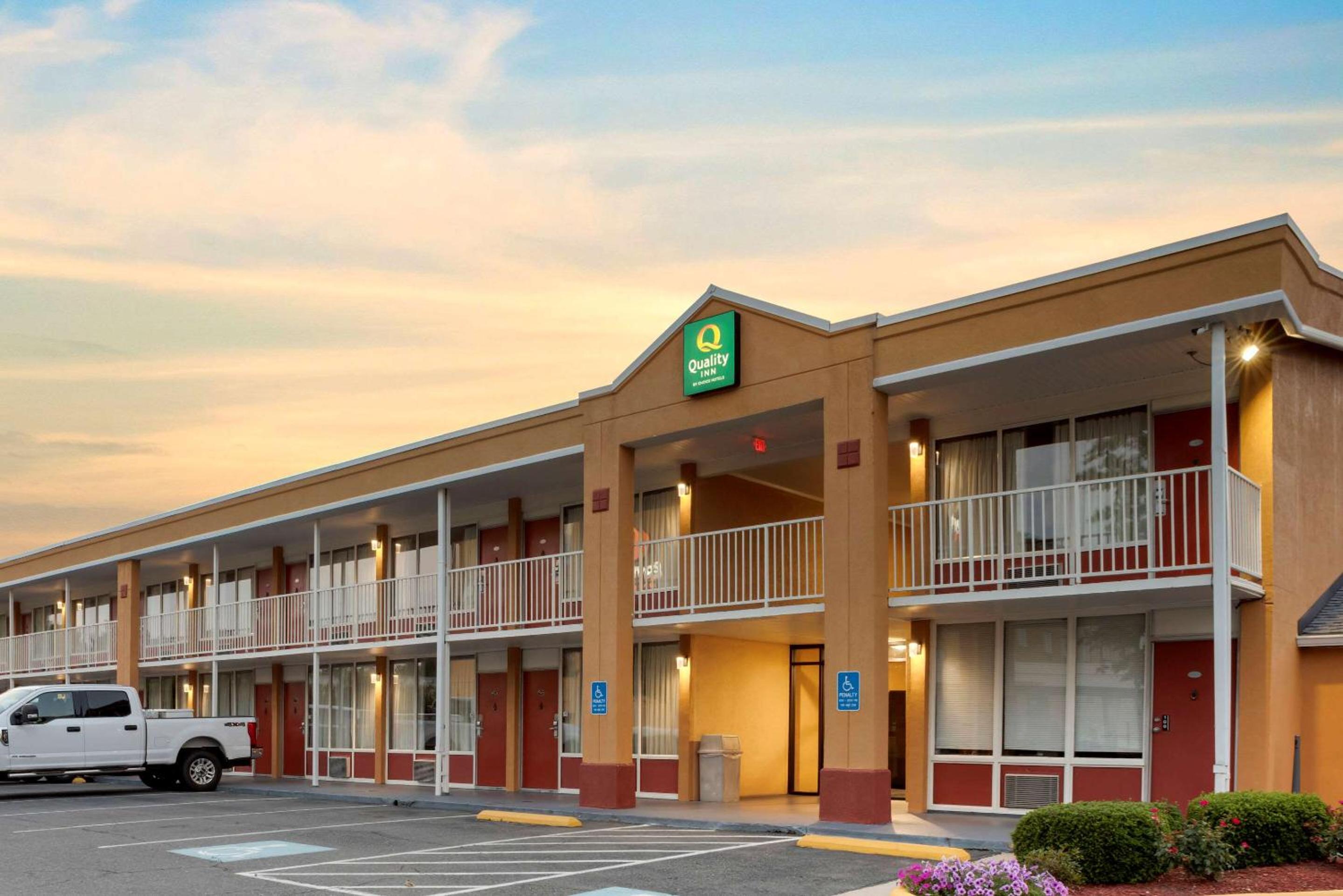 Quality Inn Fredericksburg near Historic Downtown view 4