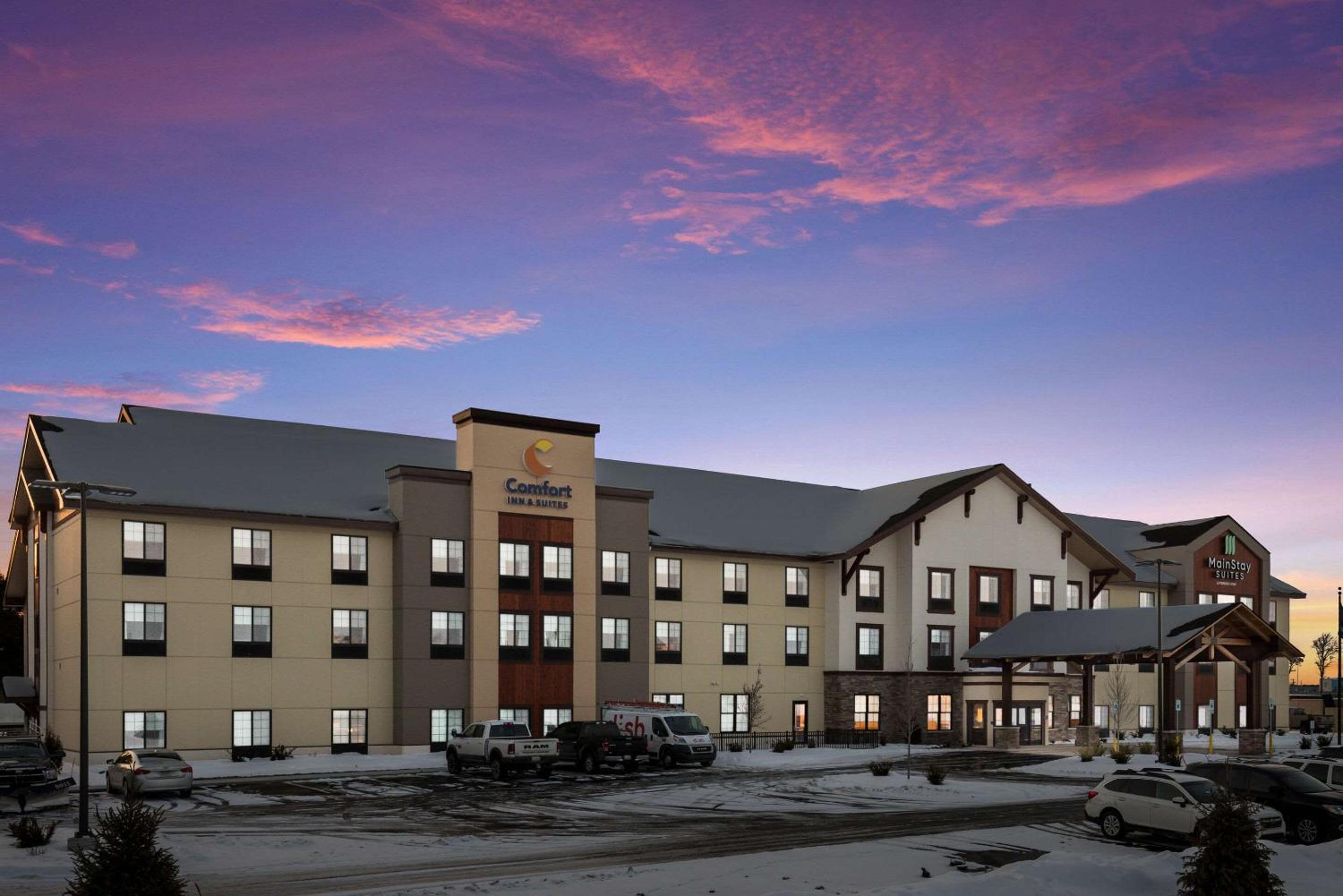 MainStay Suites Gaylord view 4