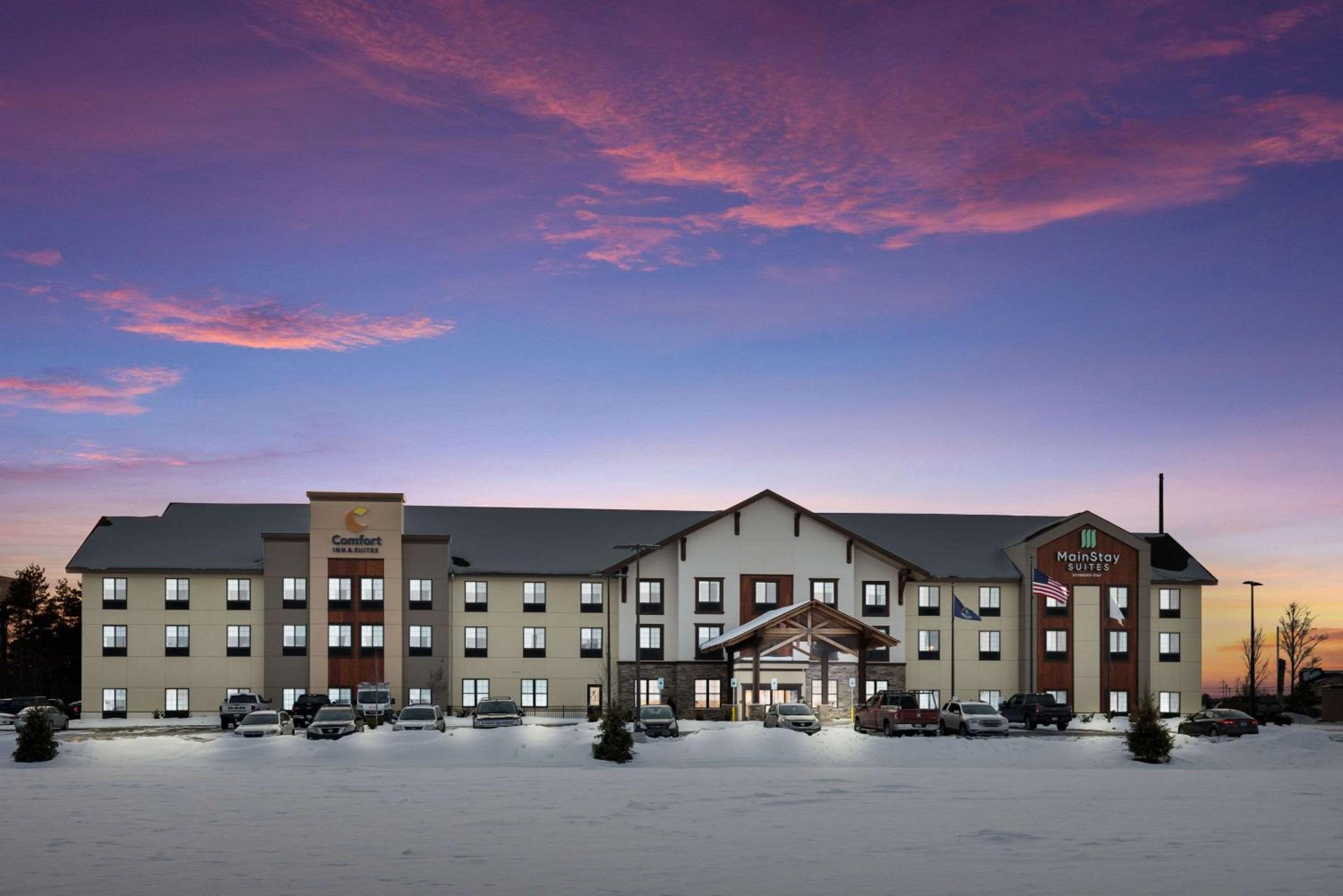MainStay Suites Gaylord view 5