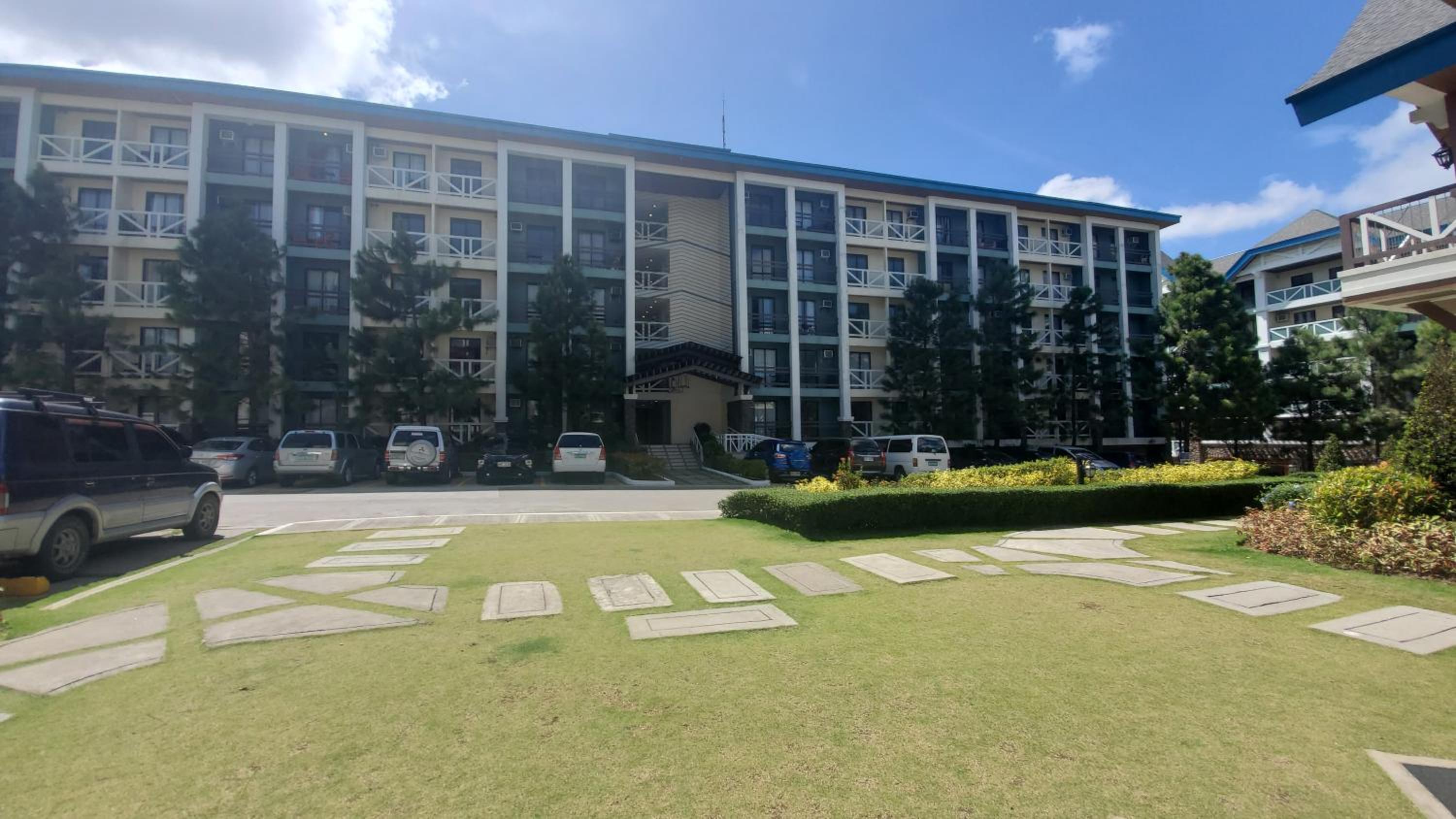 Cozy Condo at Pine Suites Tagaytay with WIFI Netflix & Pool, タガイタイ - 24