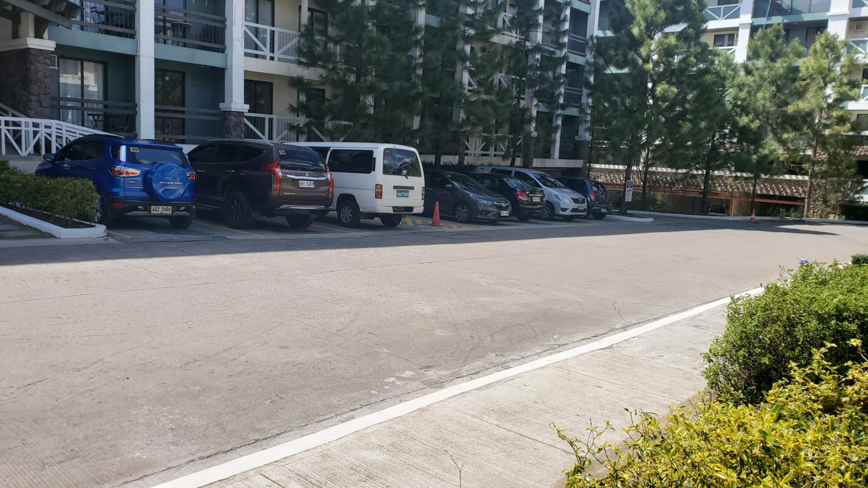 Cozy Condo at Pine Suites Tagaytay with WIFI Netflix & Pool, タガイタイ - 18