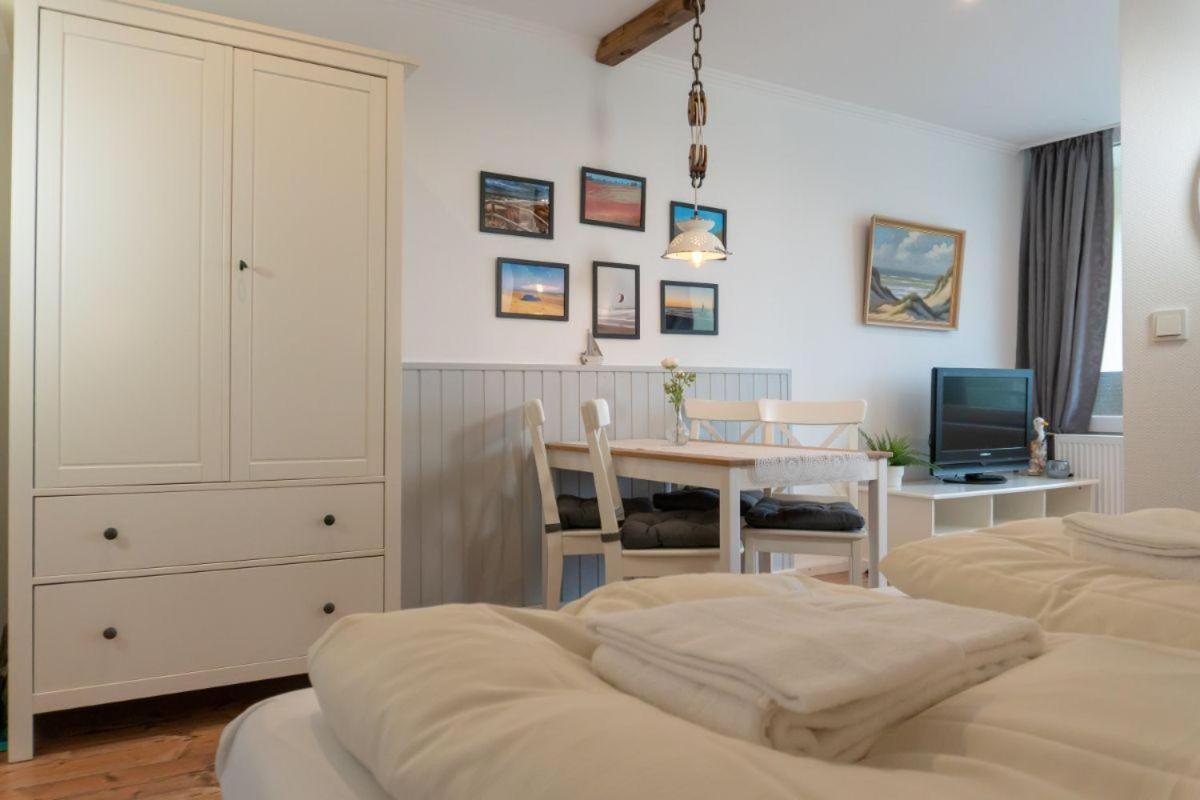 Strandhotel-Heiligenhafen-Wohnung-208-Kajuete-Typ-III