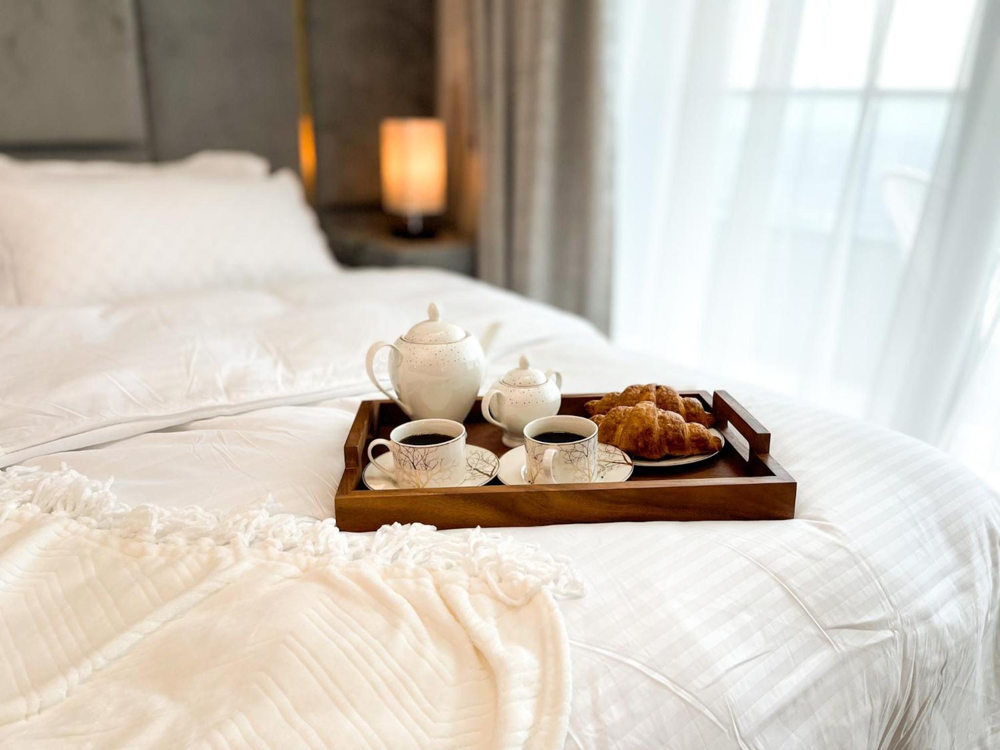 Luxury Studio Apartment Close to JBR Beach&Yacht Club&Metro-Available Airport Shuttle
