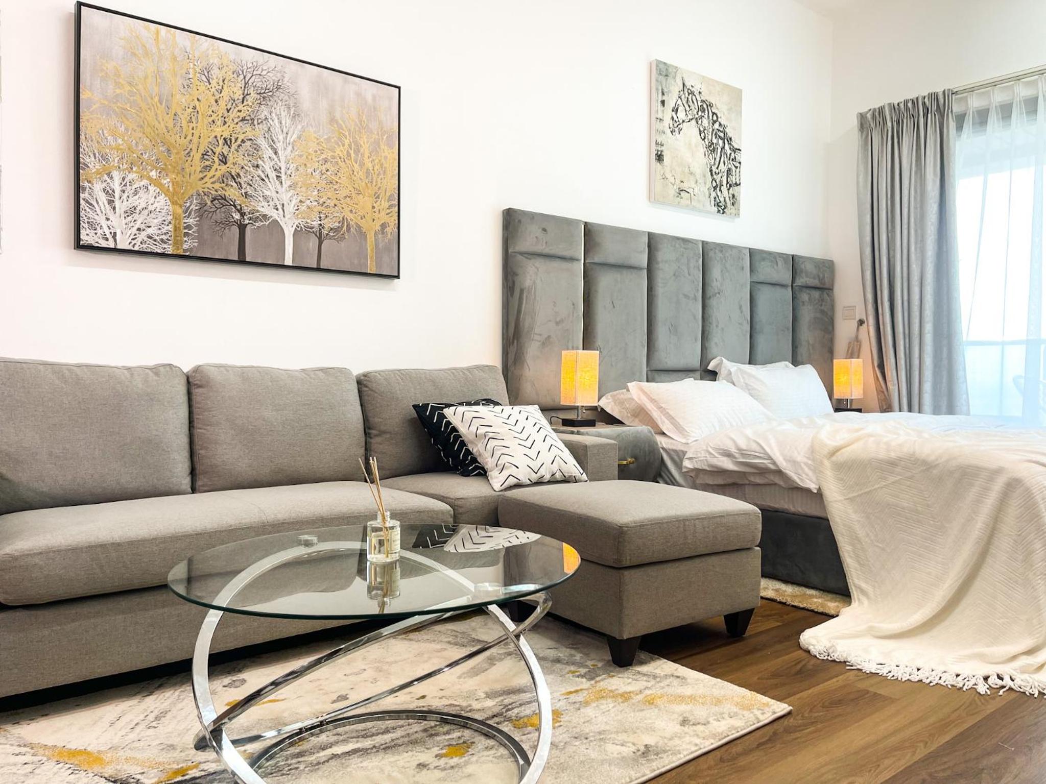 Luxury Studio Apartment Close to JBR Beach&Yacht Club&Metro-Available Airport Shuttle
