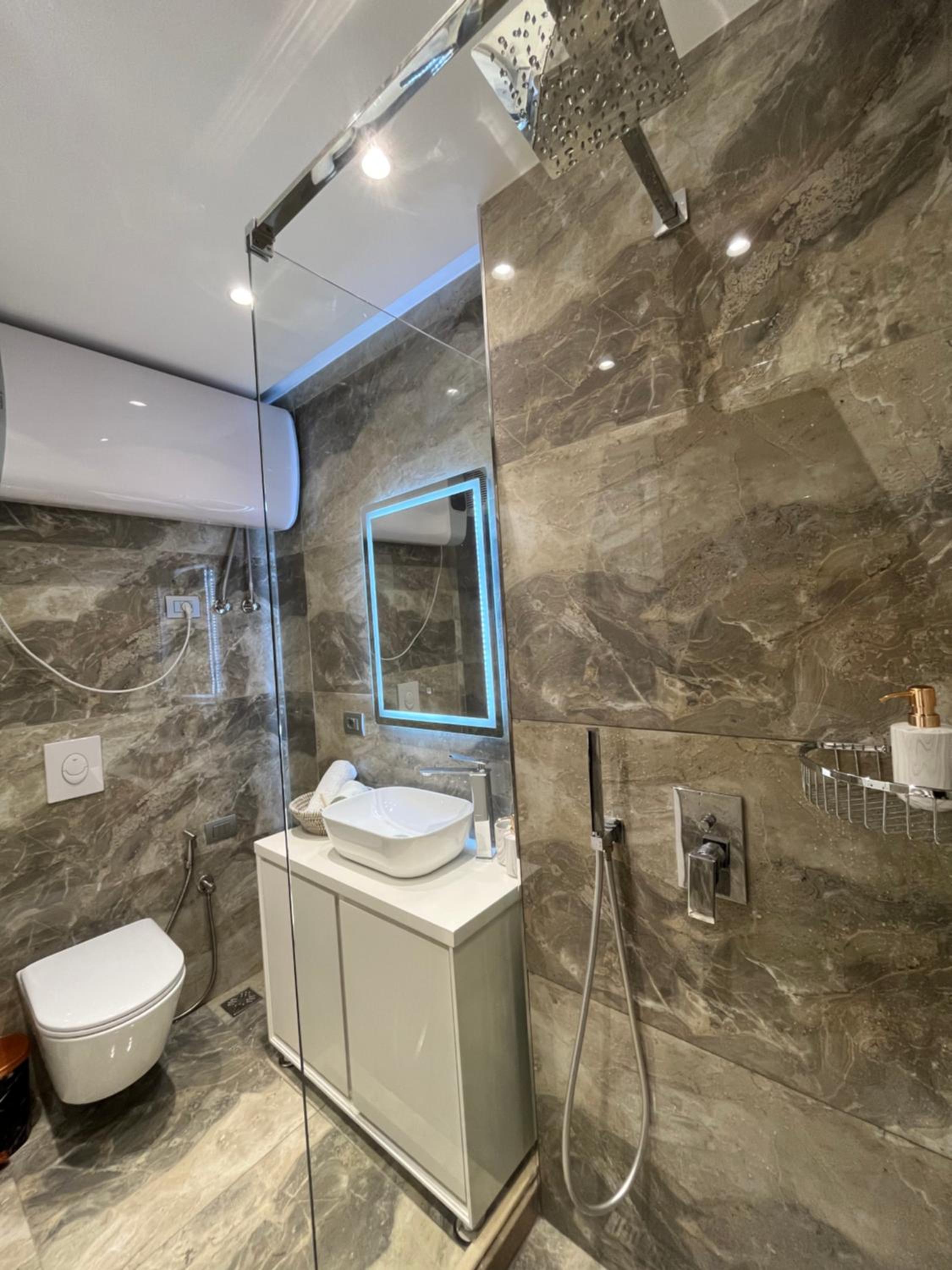 Adriatic Treasure Apt, Luxury & Beachfront - by BETA Premium