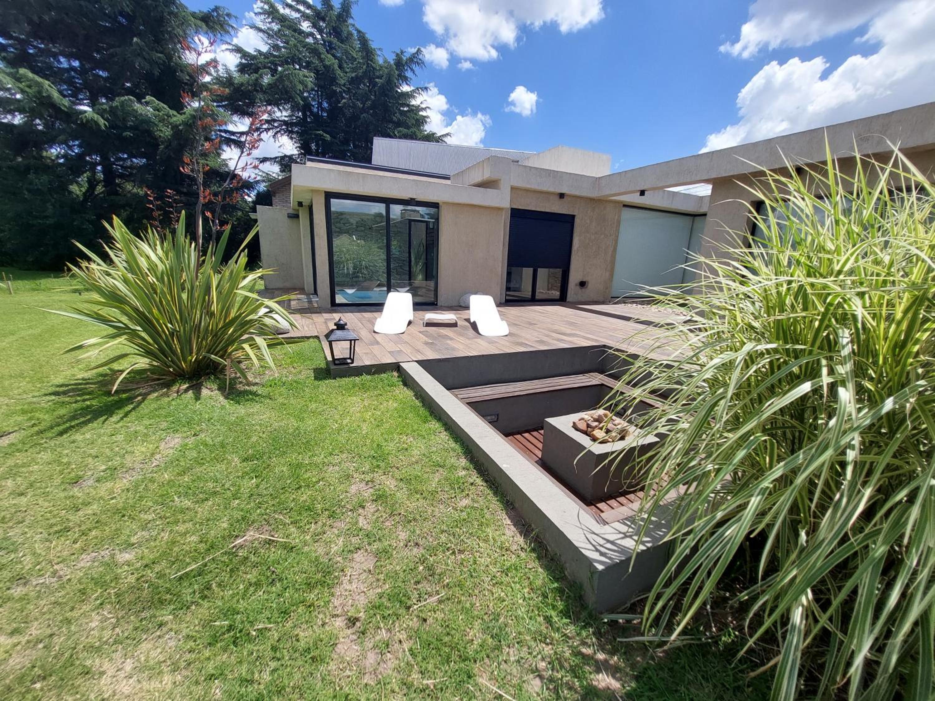 Casa Cardales MINI PISCINA CLIMATIZADA