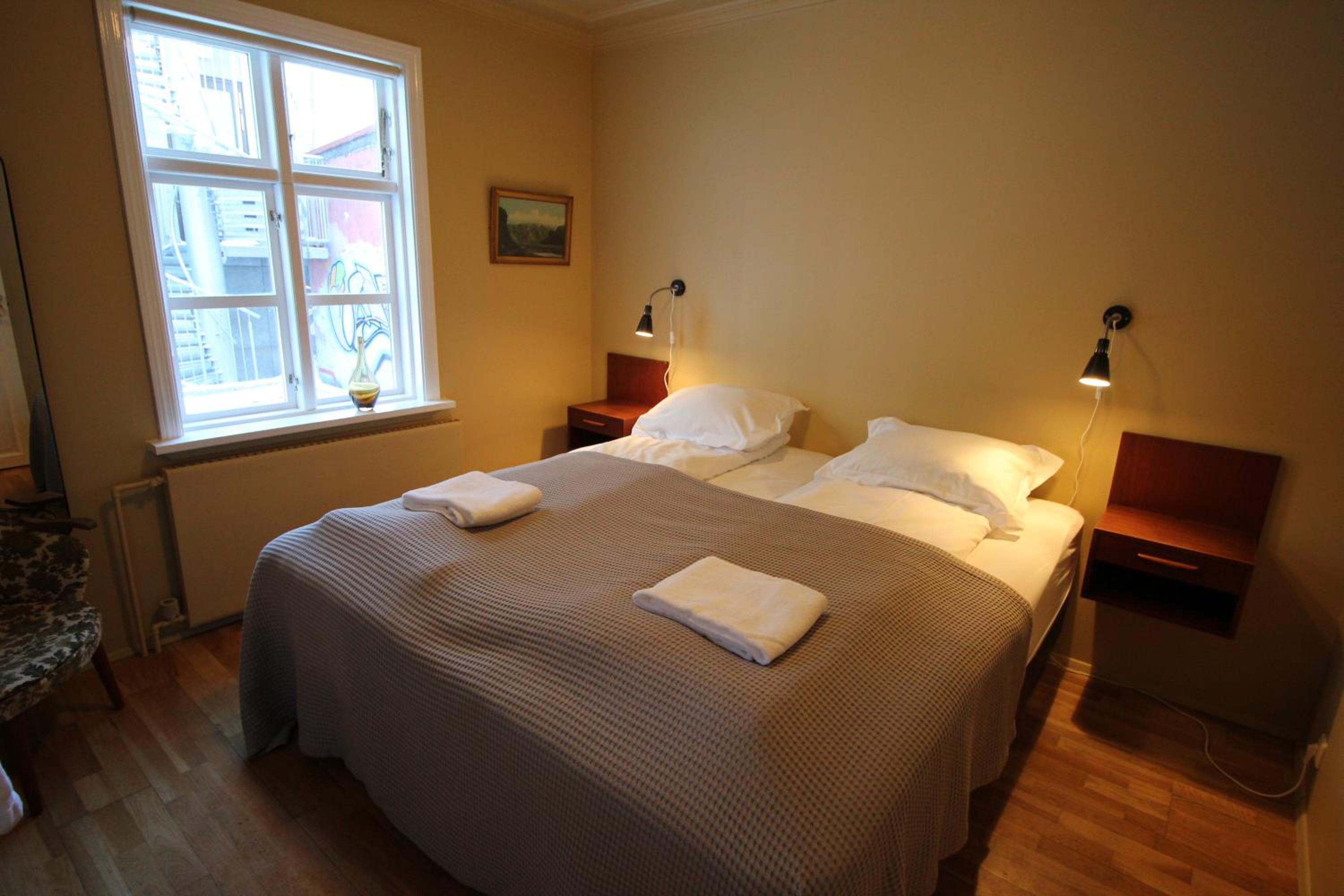 Grettir Guesthouse Downtown Charm