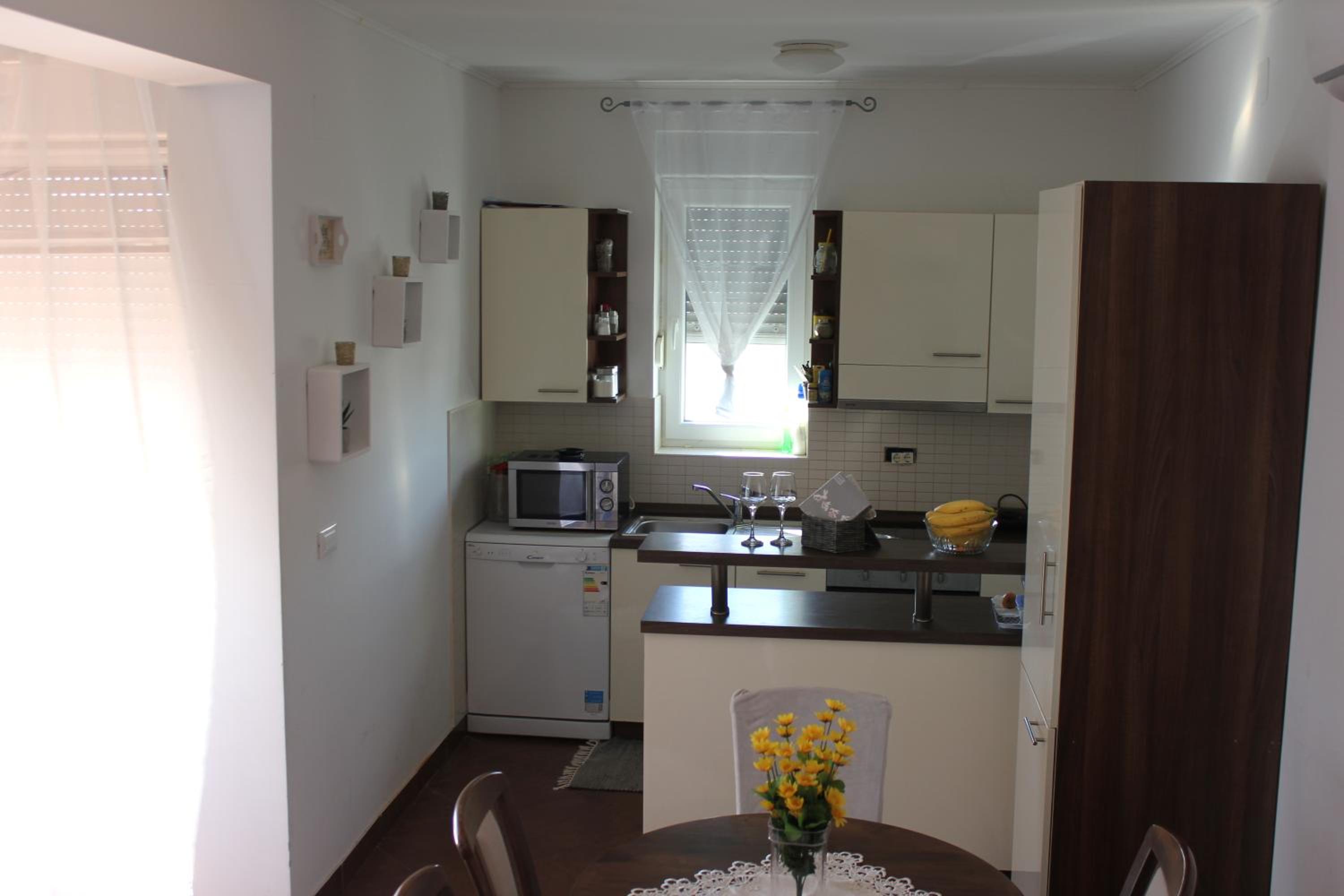 LUKA Apartman Pakoštane view 3