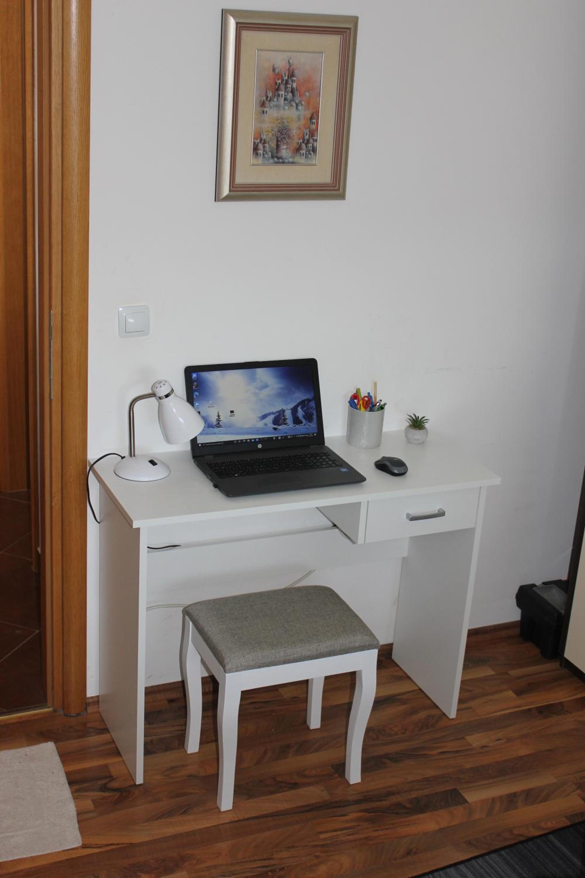 Photo 6